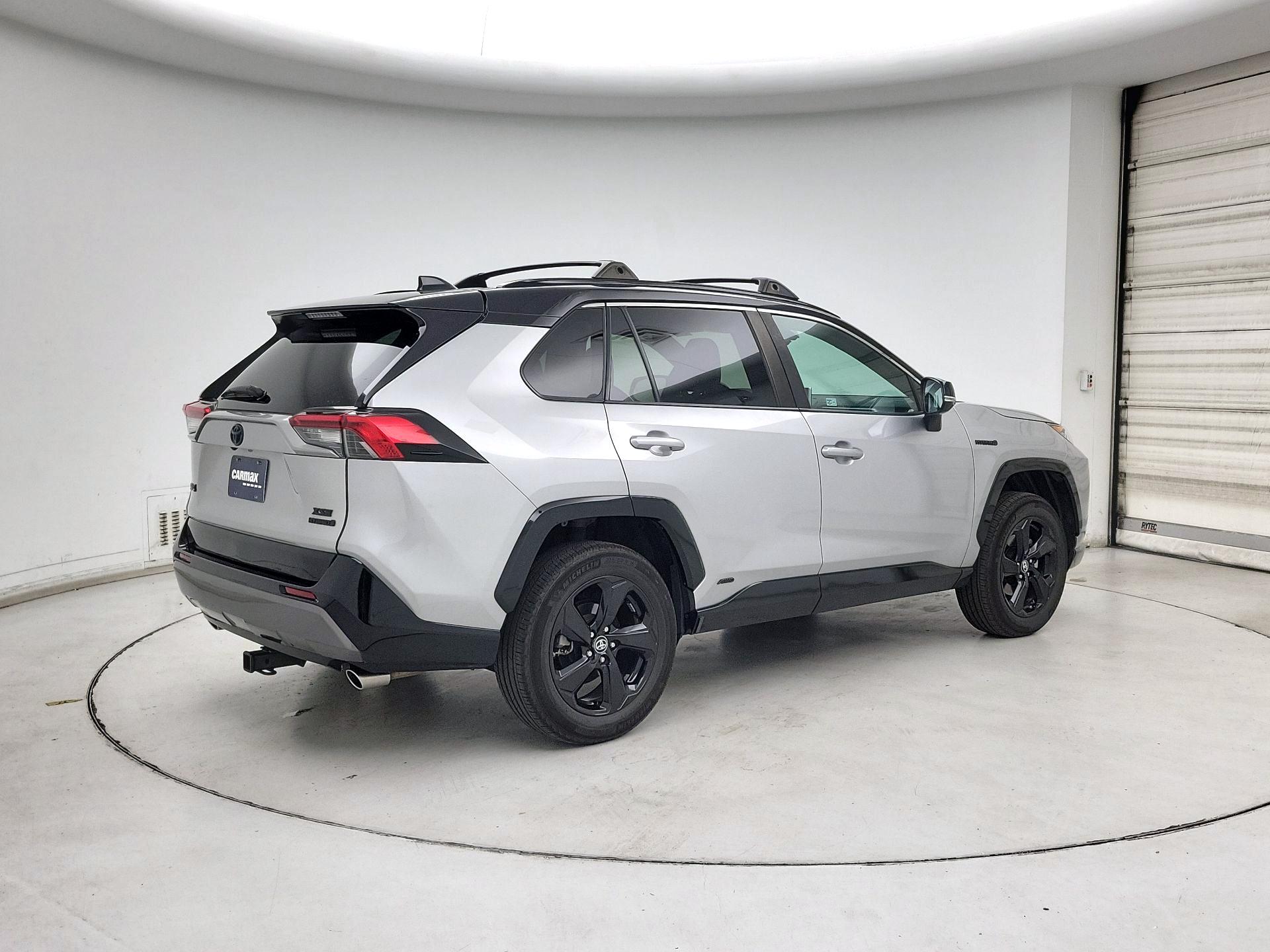 Thumbnail: 2019 Toyota RAV4 - 5