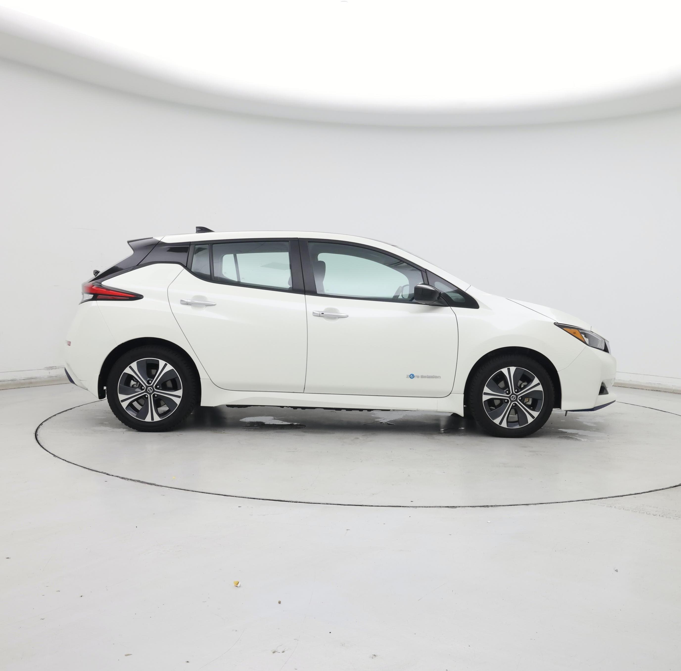 Thumbnail: 2019 Nissan Leaf - 7