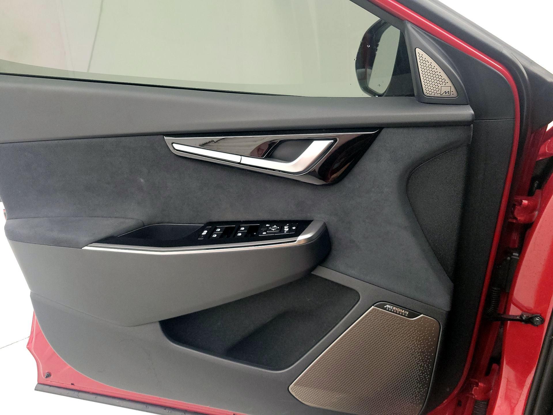 Thumbnail: 2024 Kia EV6 - 12
