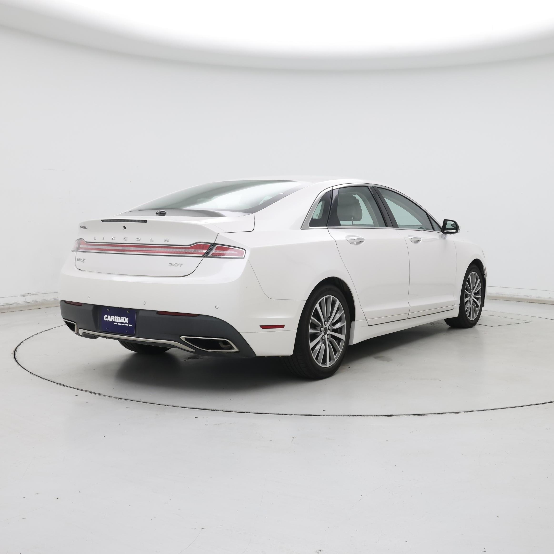 Thumbnail: 2017 Lincoln MKZ - 8