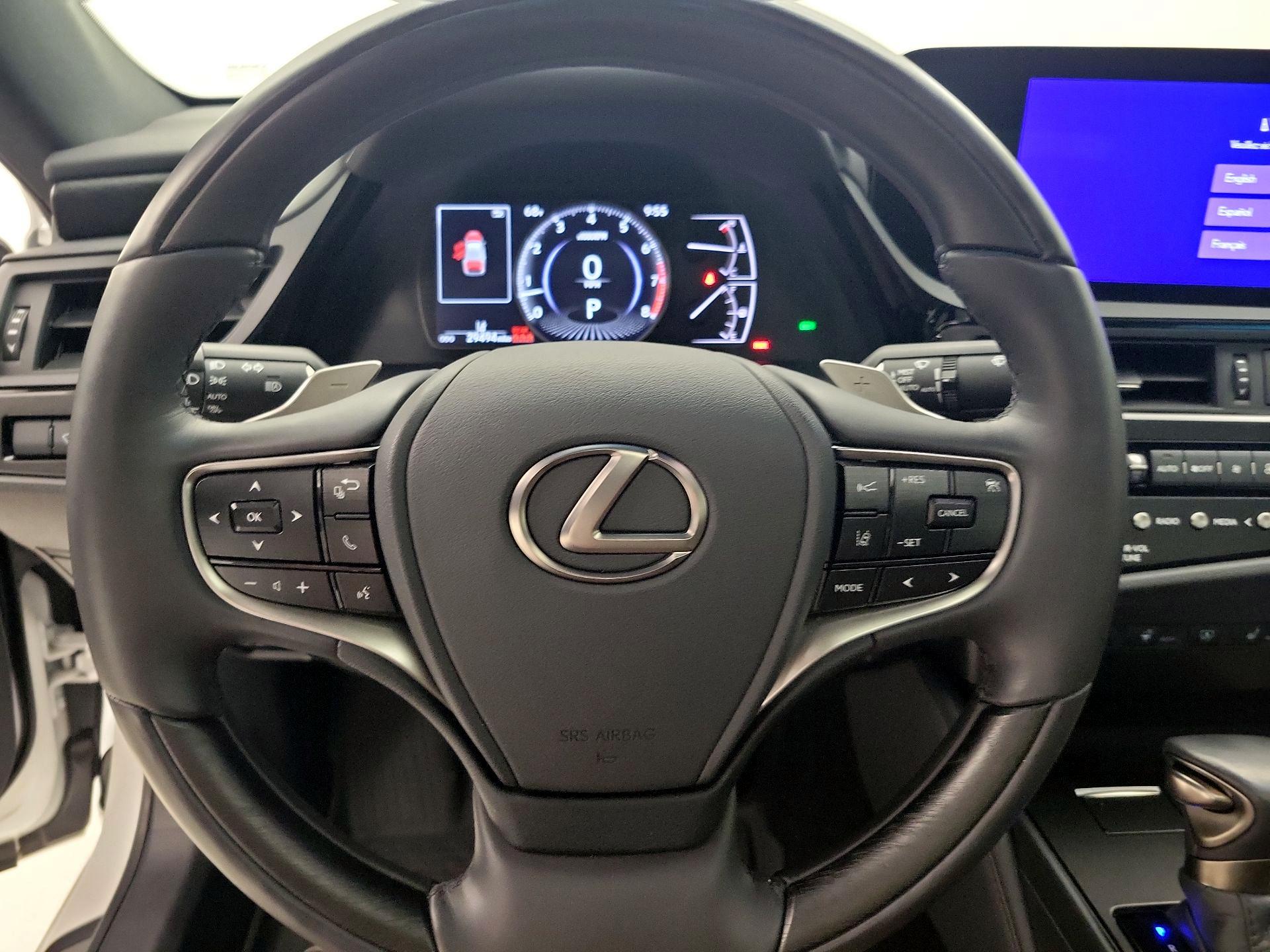 Thumbnail: 2023 Lexus ES - 10