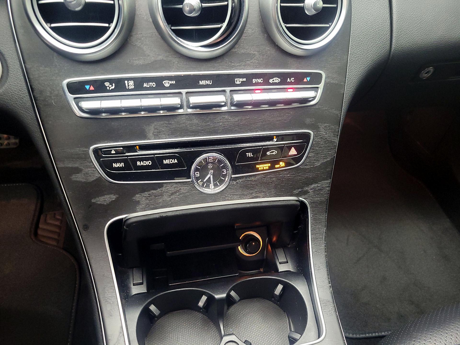 Thumbnail: 2016 Mercedes-Benz C-Class - 17