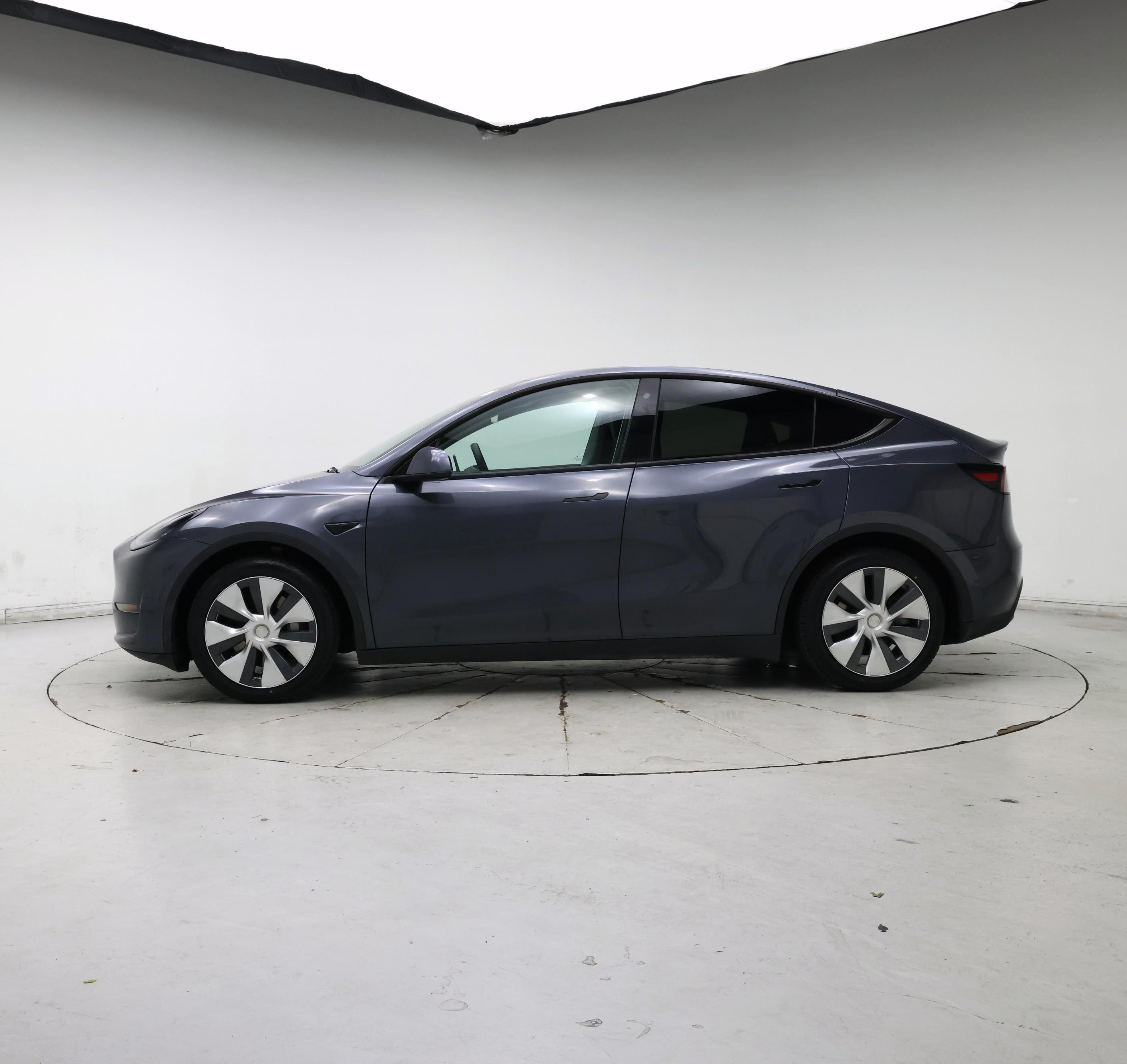 Thumbnail: 2020 Tesla Model Y - 3