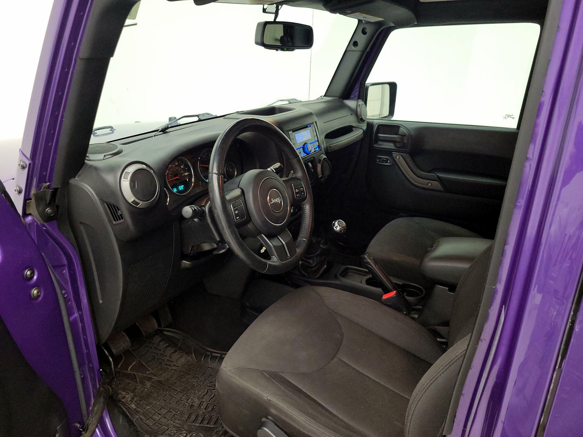 Thumbnail: 2017 Jeep Wrangler - 11