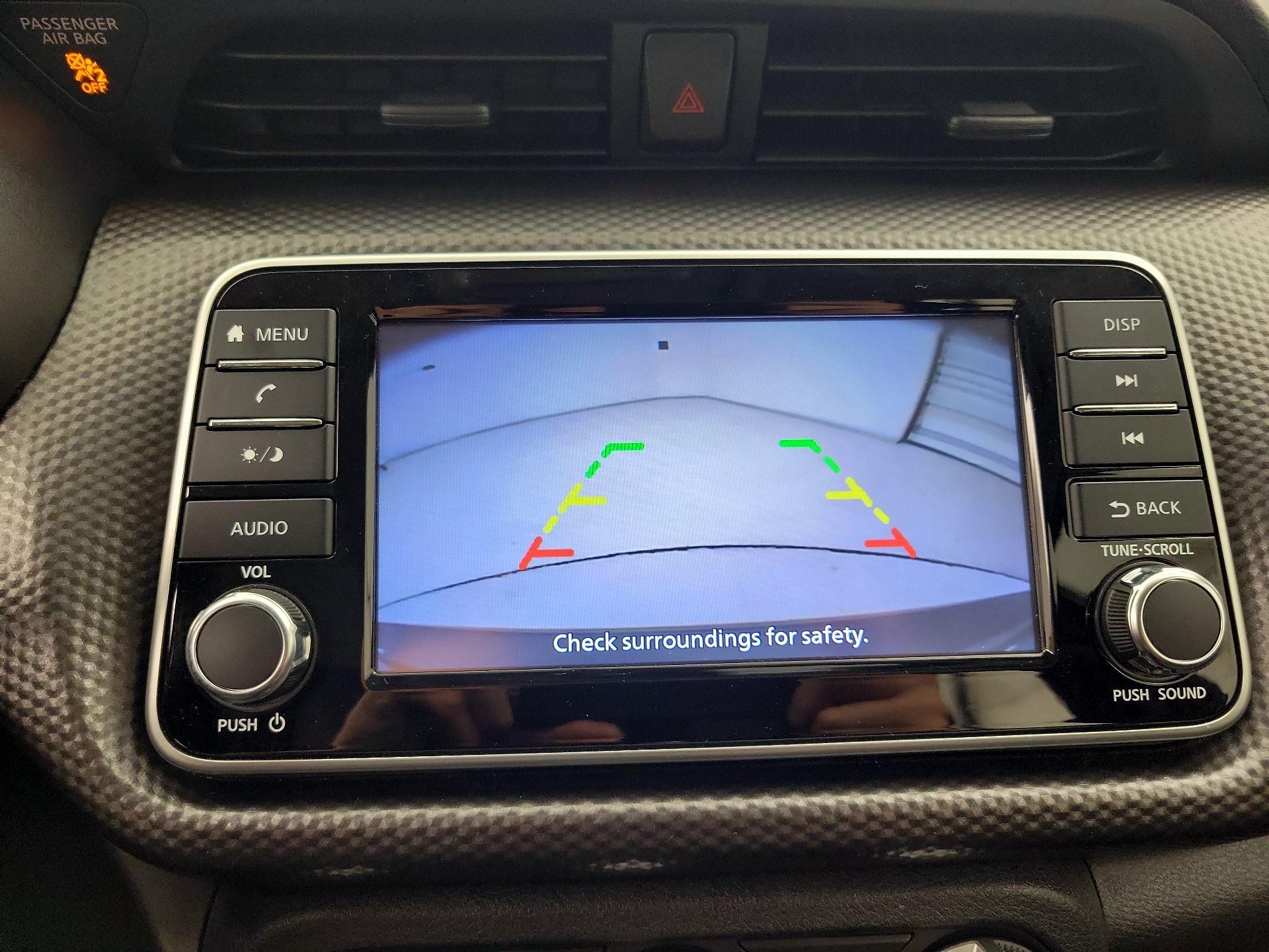 Thumbnail: 2019 Nissan Kicks - 14