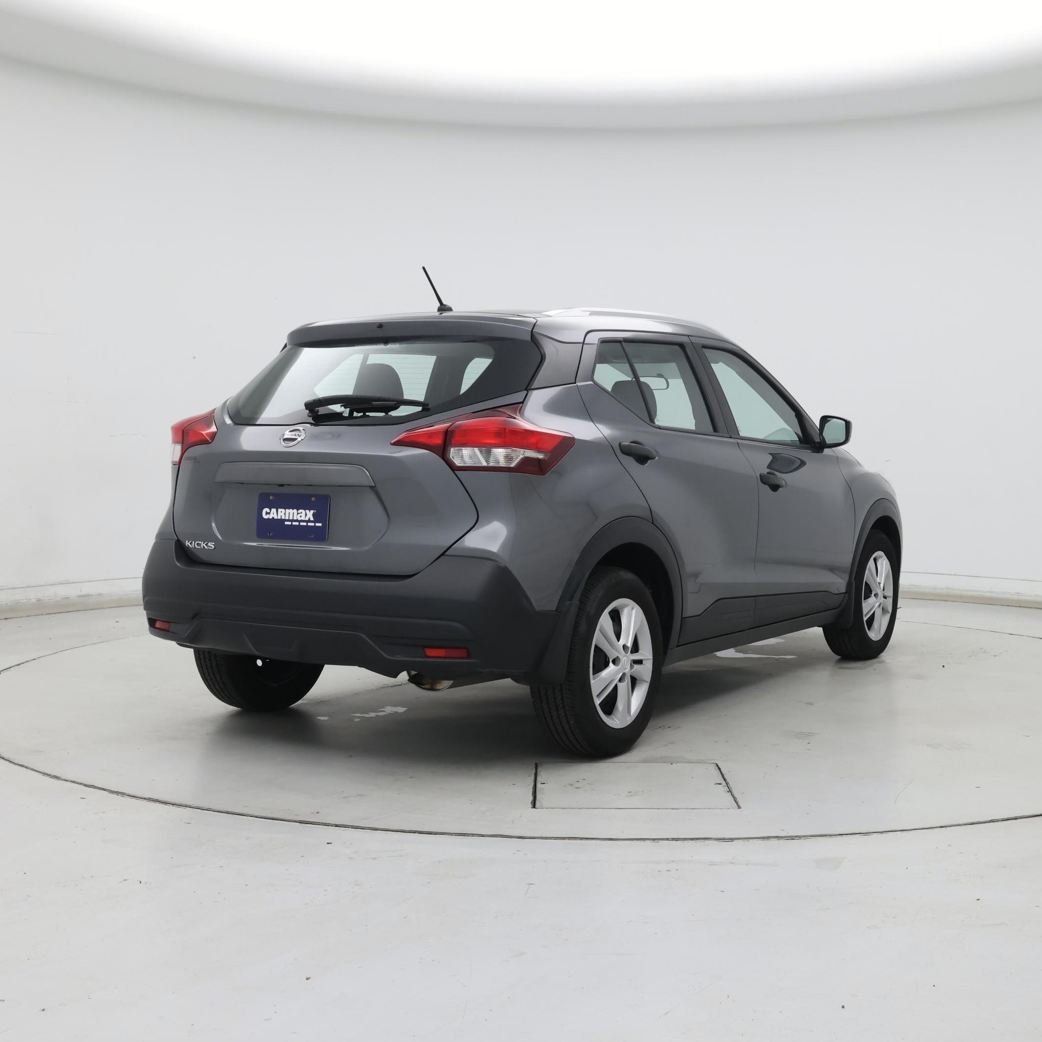 Thumbnail: 2019 Nissan Kicks - 8