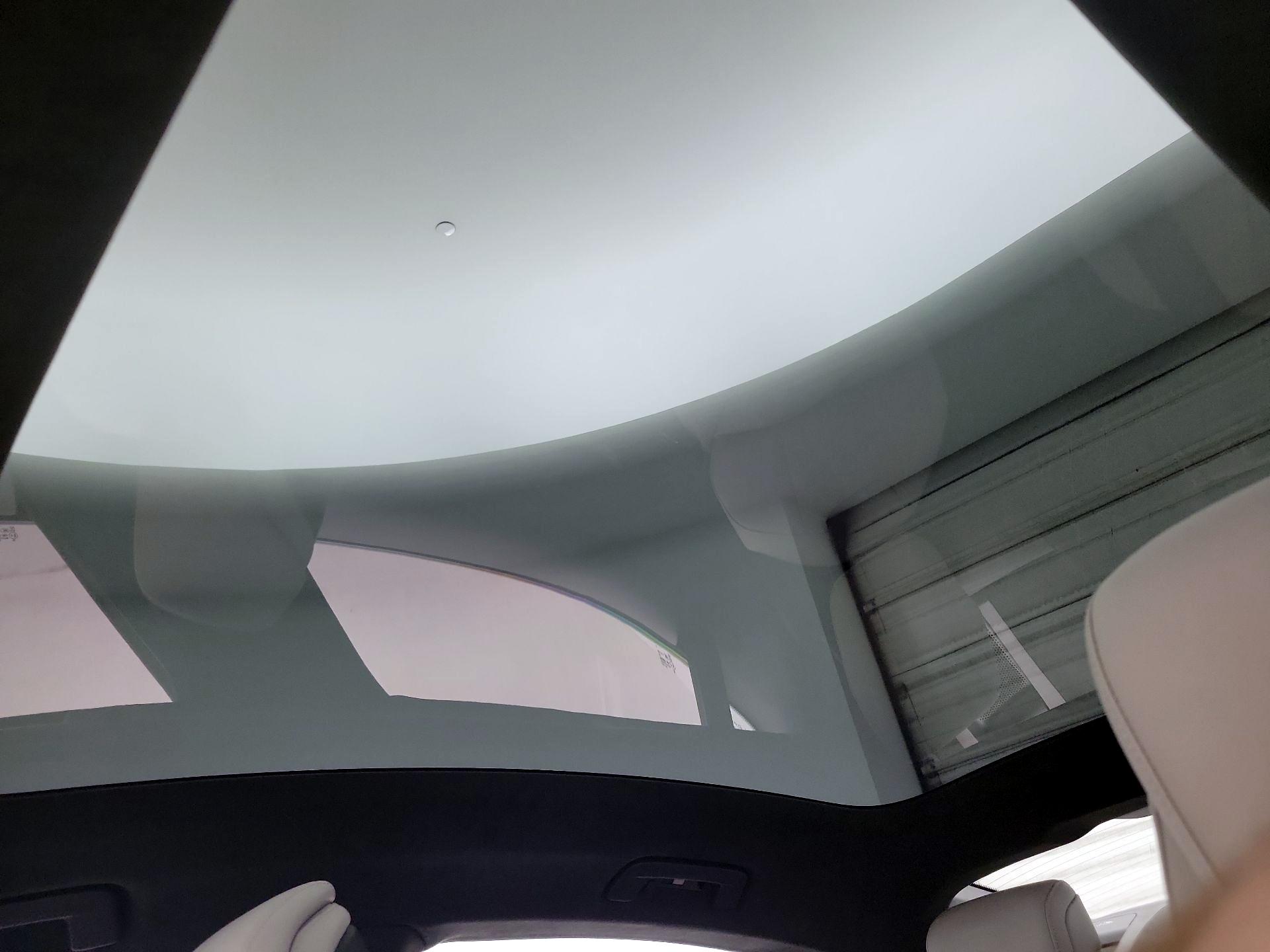 Thumbnail: 2022 Porsche Taycan - 20