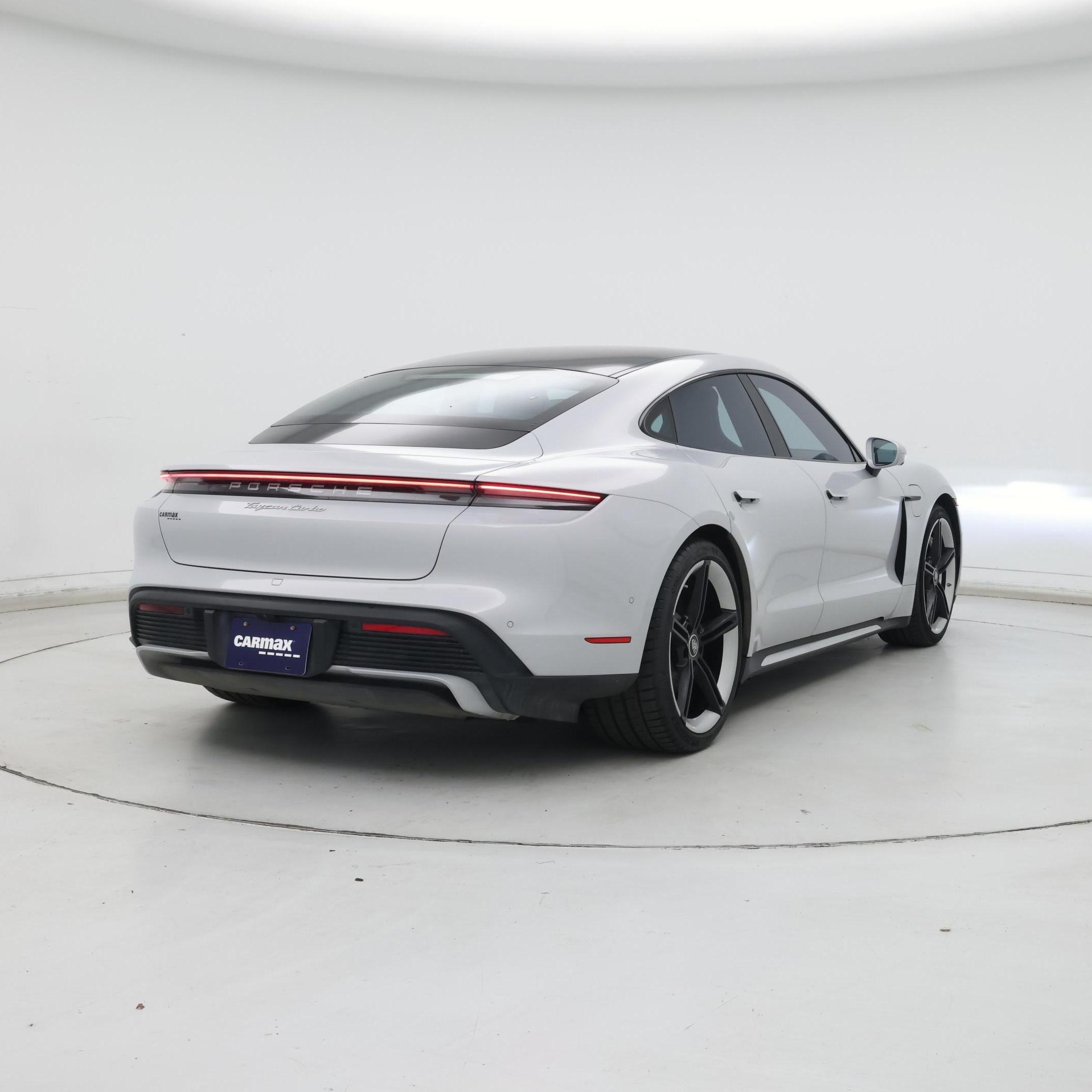 Thumbnail: 2022 Porsche Taycan - 8