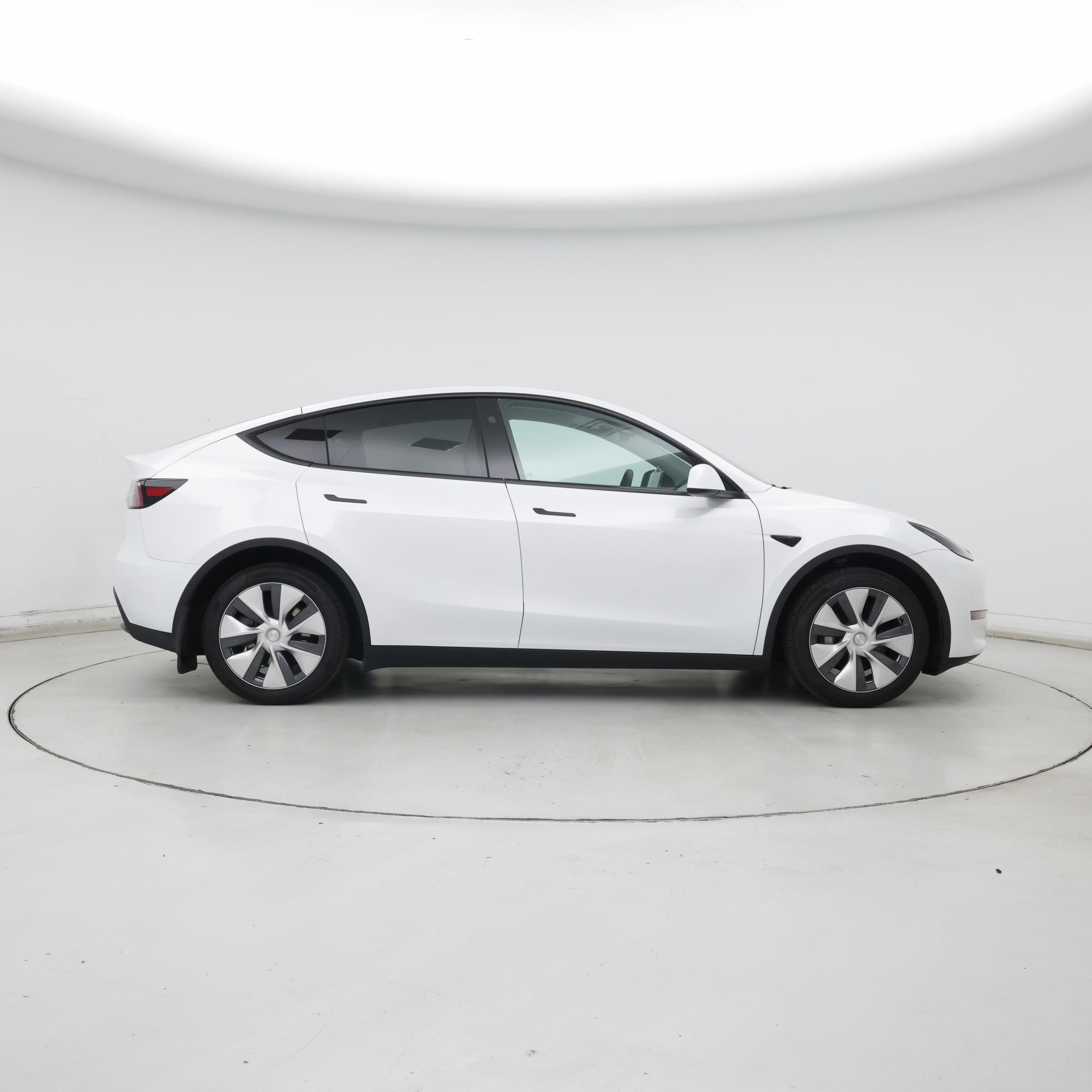 Thumbnail: 2024 Tesla Model Y - 7