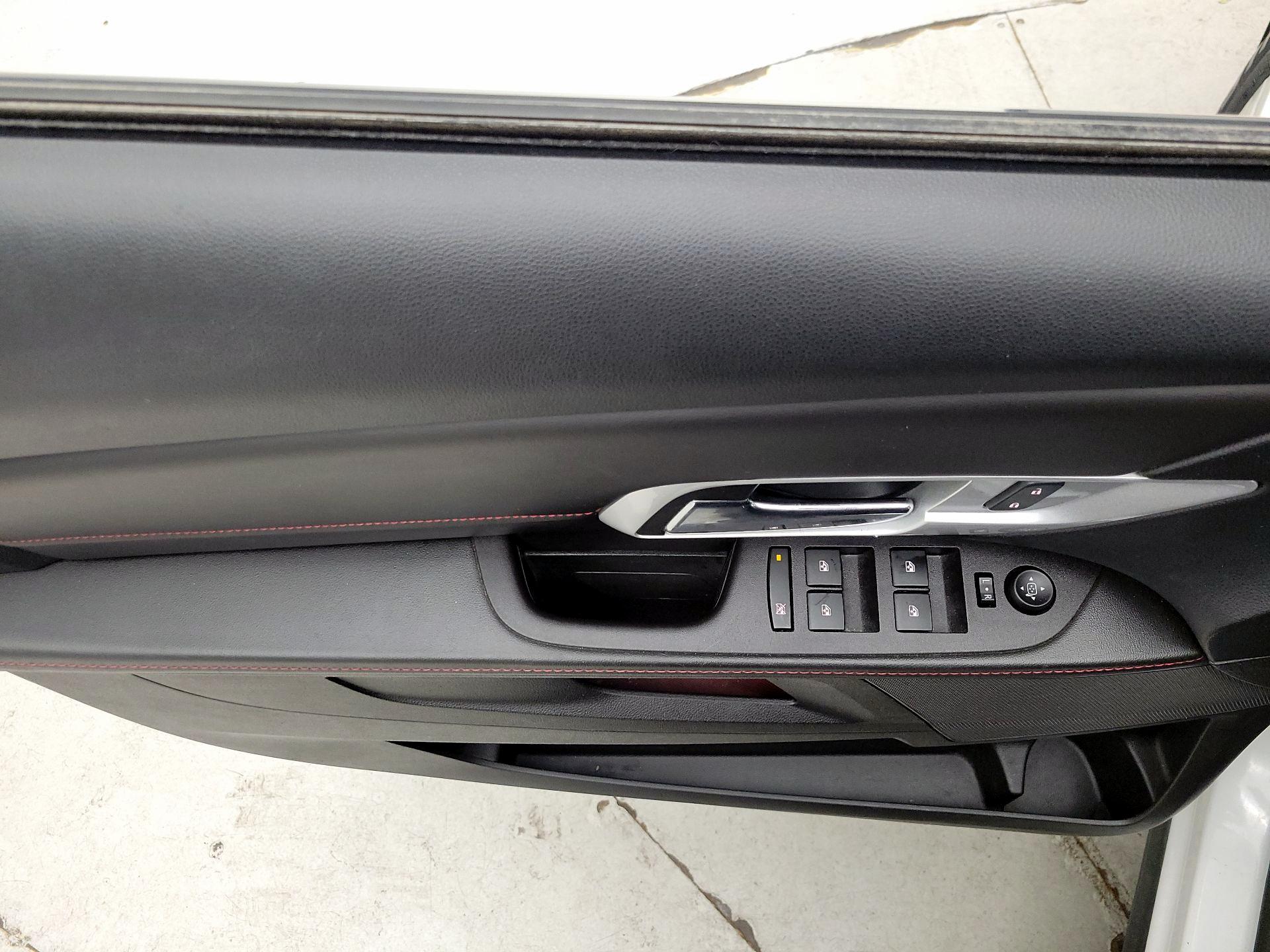 Thumbnail: 2015 GMC Terrain - 12