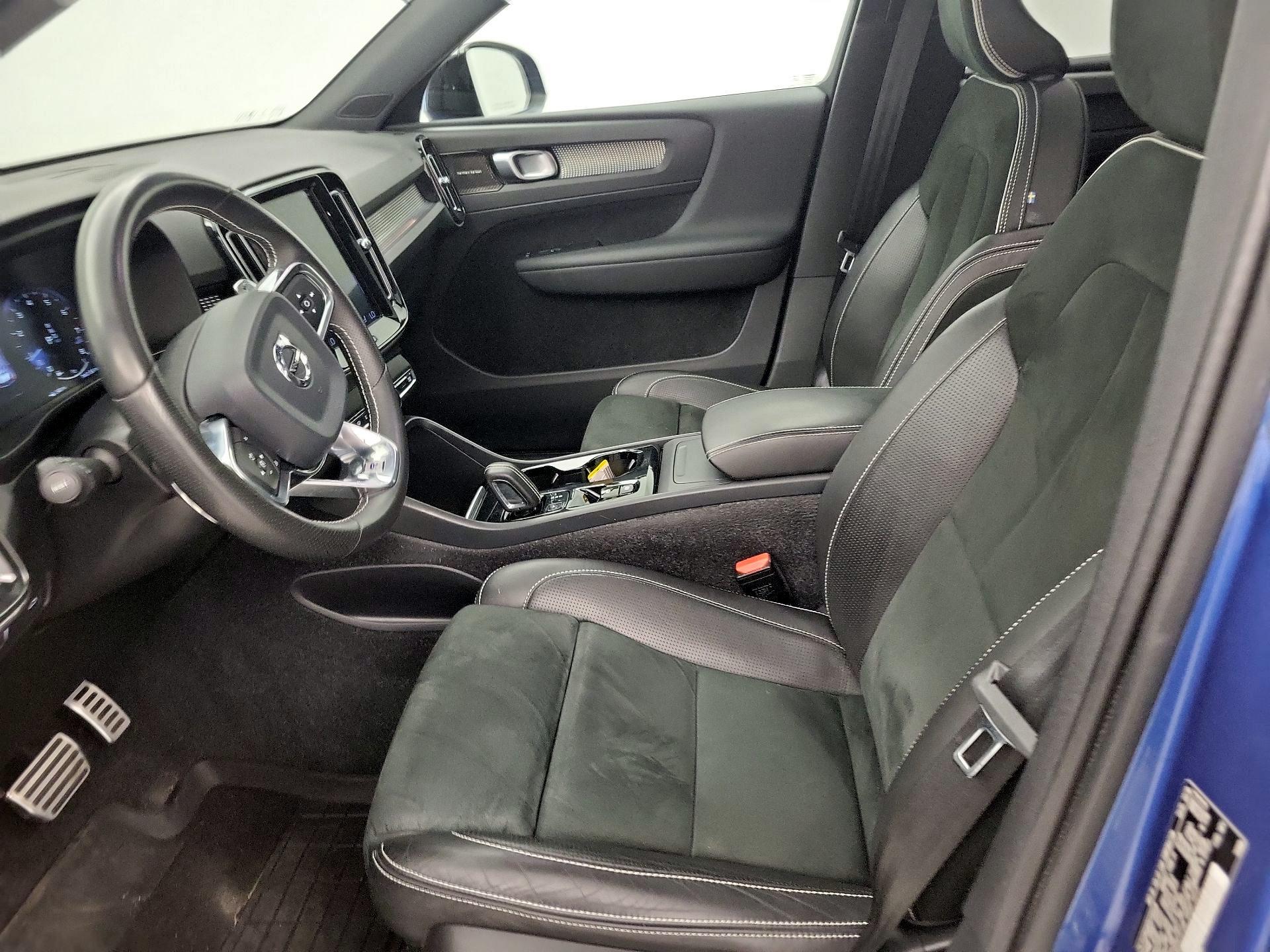 Thumbnail: 2019 Volvo XC40 - 11