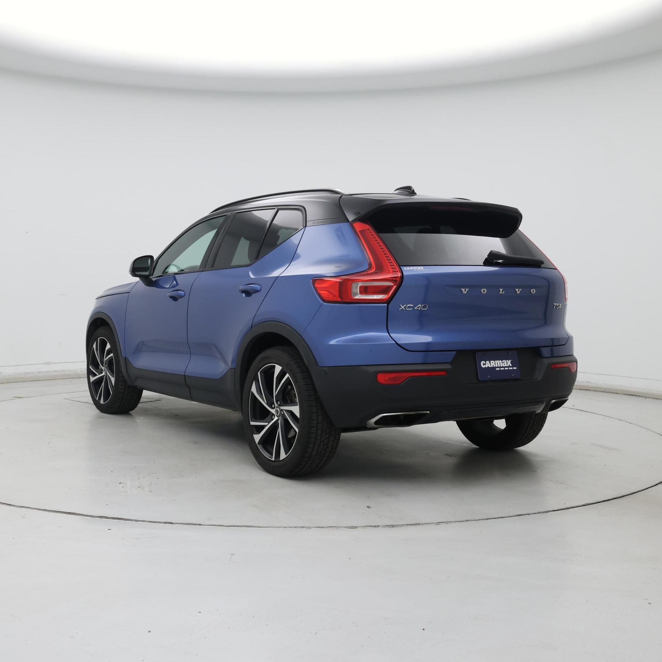 Thumbnail: 2019 Volvo XC40 - 2
