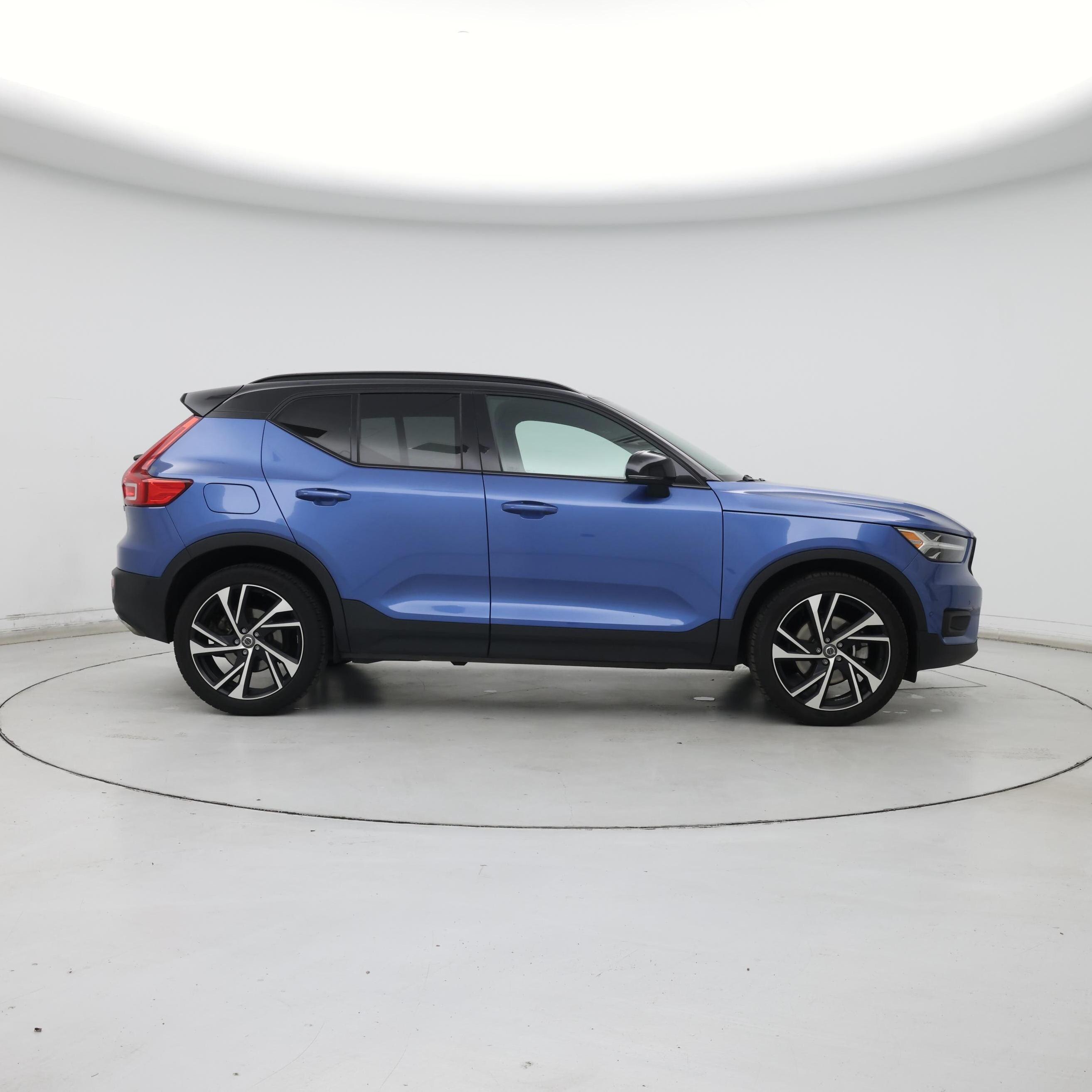 Thumbnail: 2019 Volvo XC40 - 7