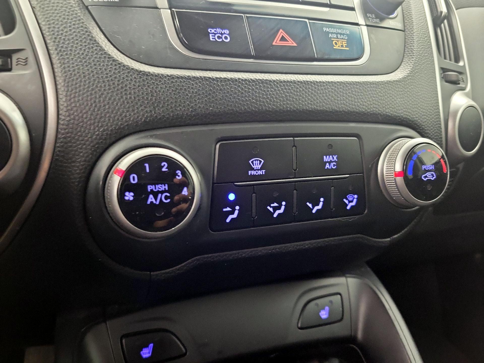 Thumbnail: 2013 Hyundai Tucson - 15