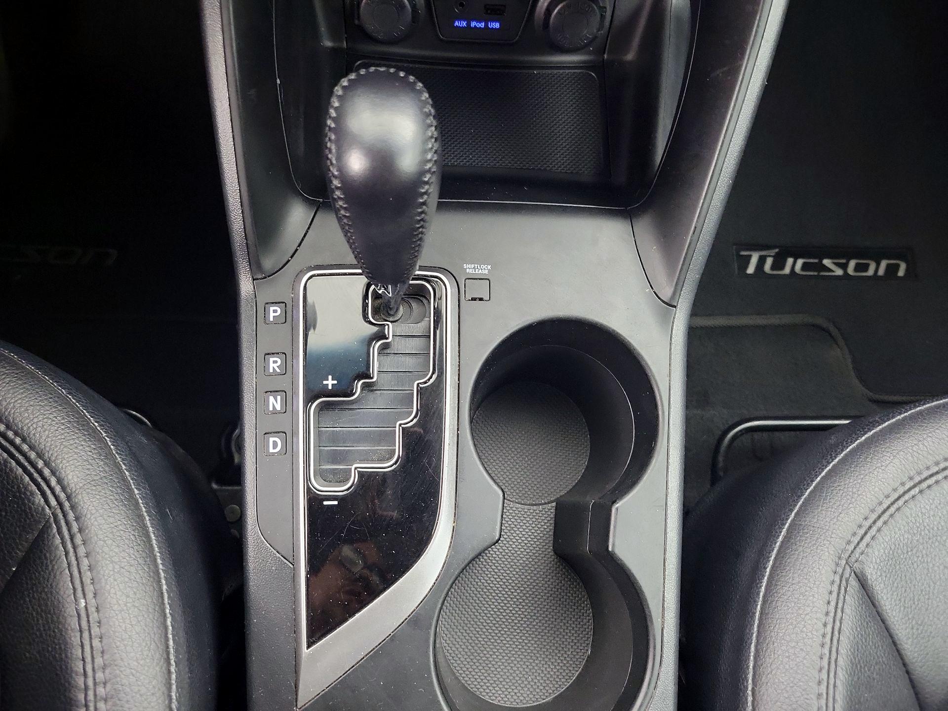 Thumbnail: 2013 Hyundai Tucson - 16
