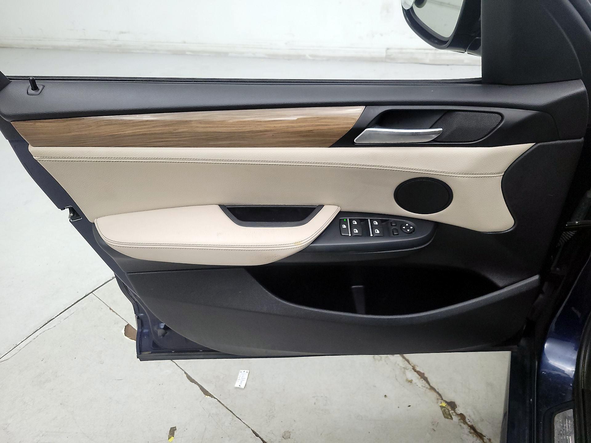 Thumbnail: 2014 BMW X3 - 12