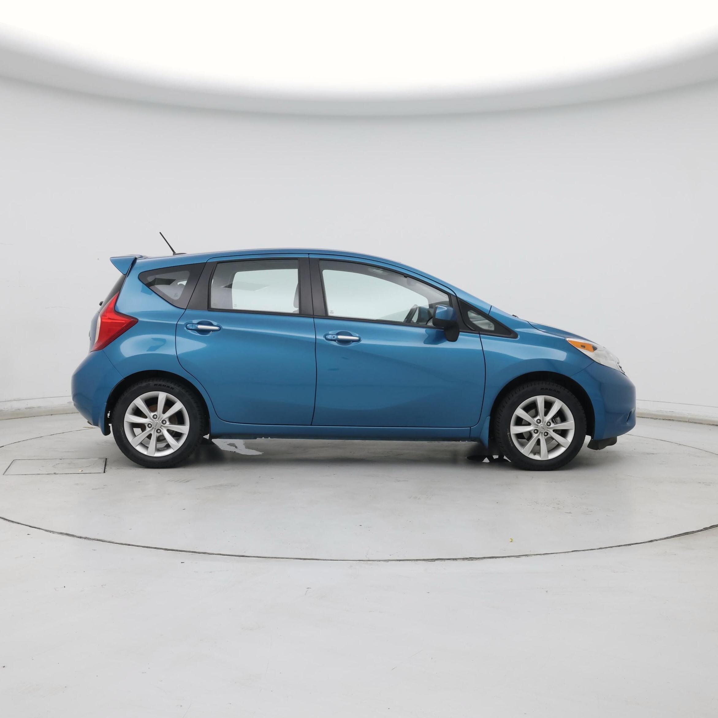 Thumbnail: 2014 Nissan Versa Note - 7