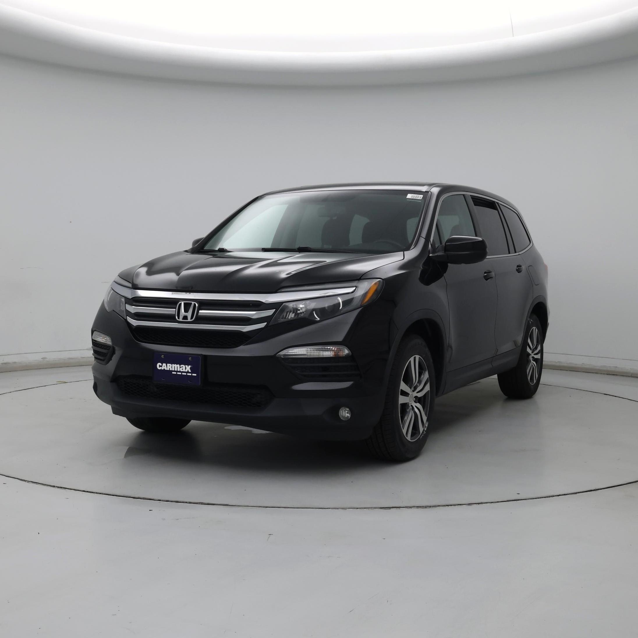 Thumbnail: 2017 Honda Pilot - 4