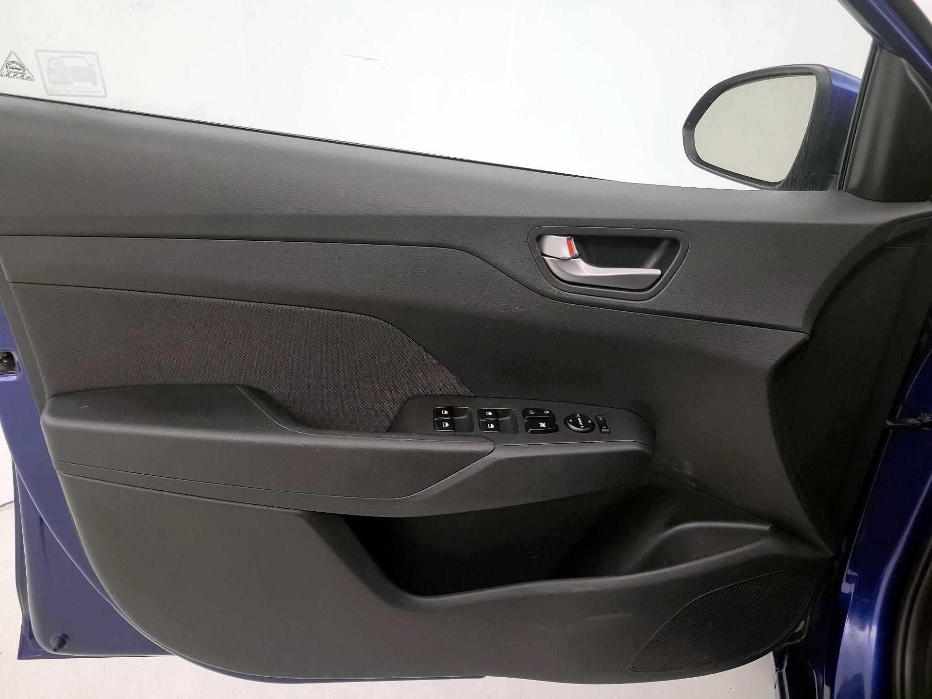 Thumbnail: 2019 Hyundai Accent - 12