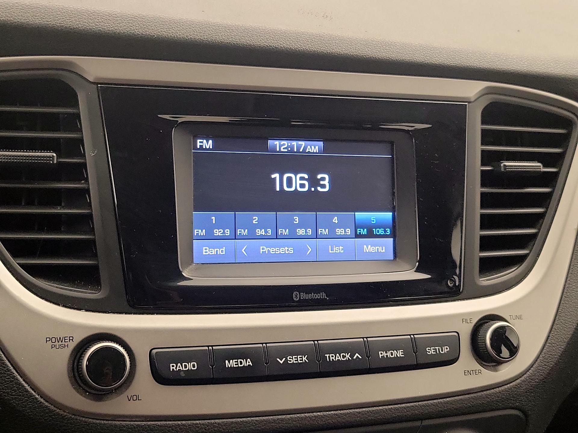 Thumbnail: 2019 Hyundai Accent - 15