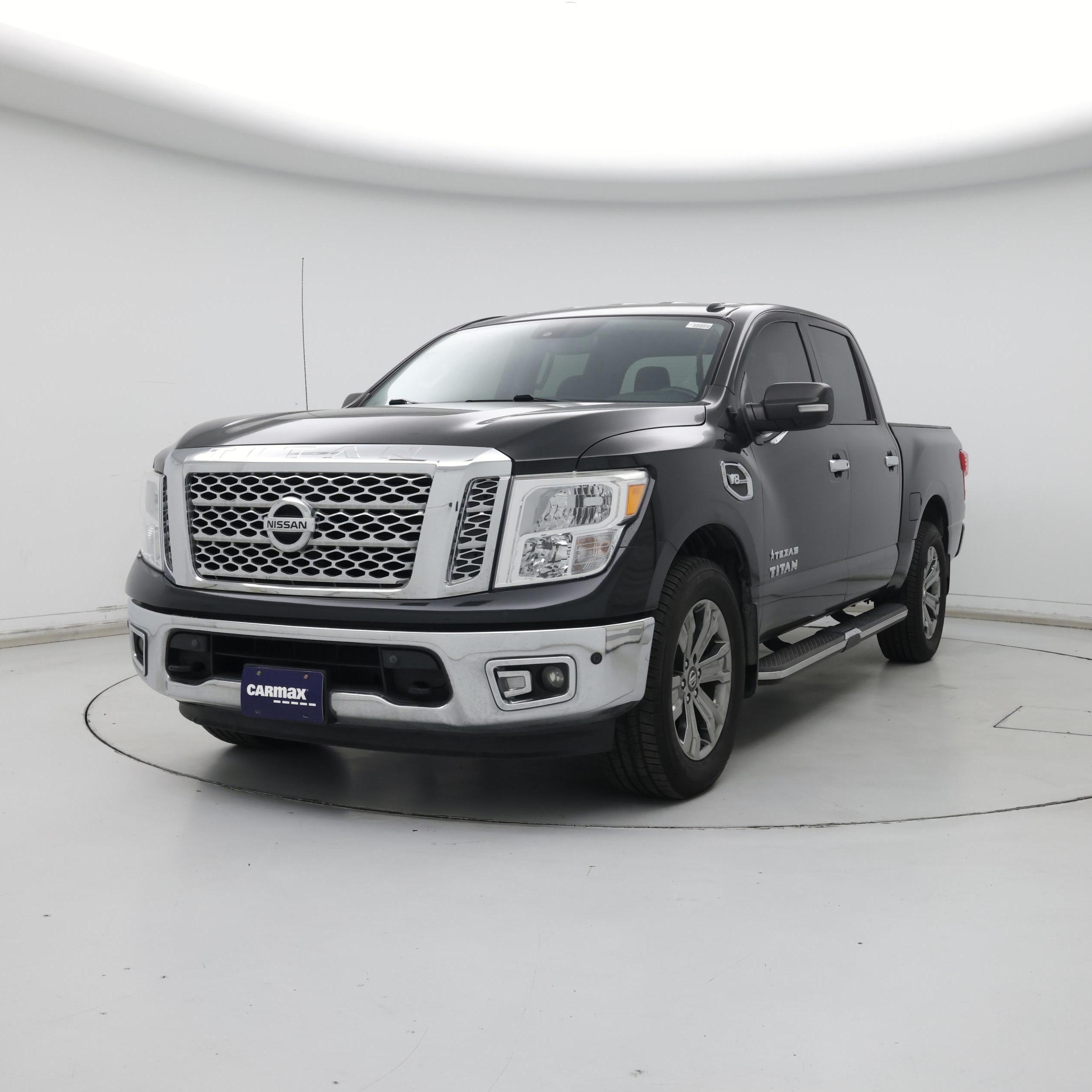 Thumbnail: 2017 Nissan Titan - 4