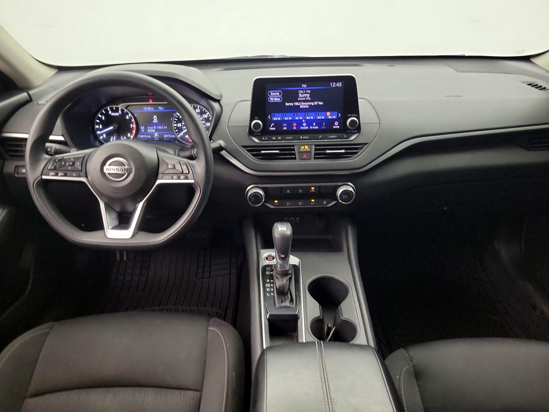 Thumbnail: 2020 Nissan Altima - 9