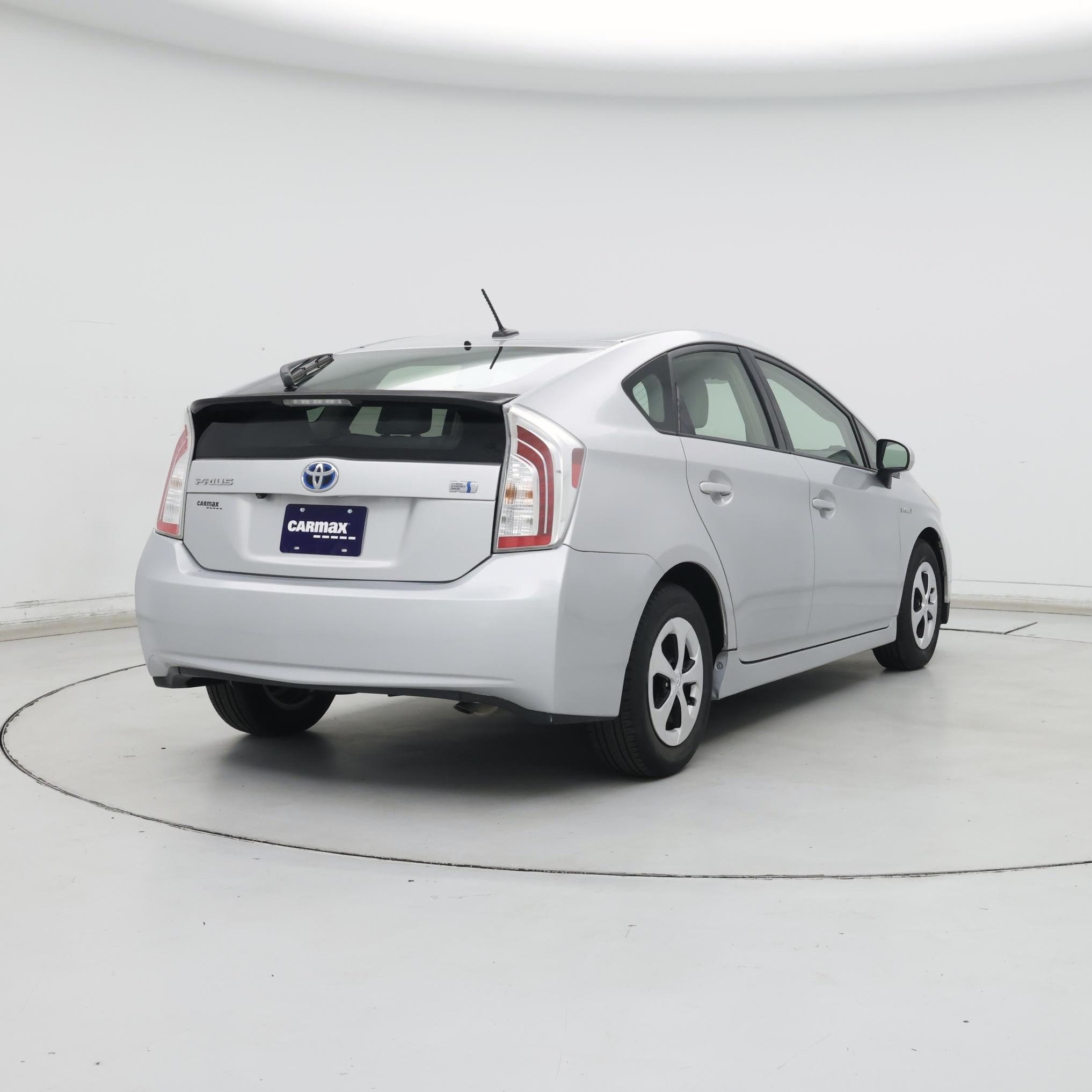 Thumbnail: 2014 Toyota Prius - 8