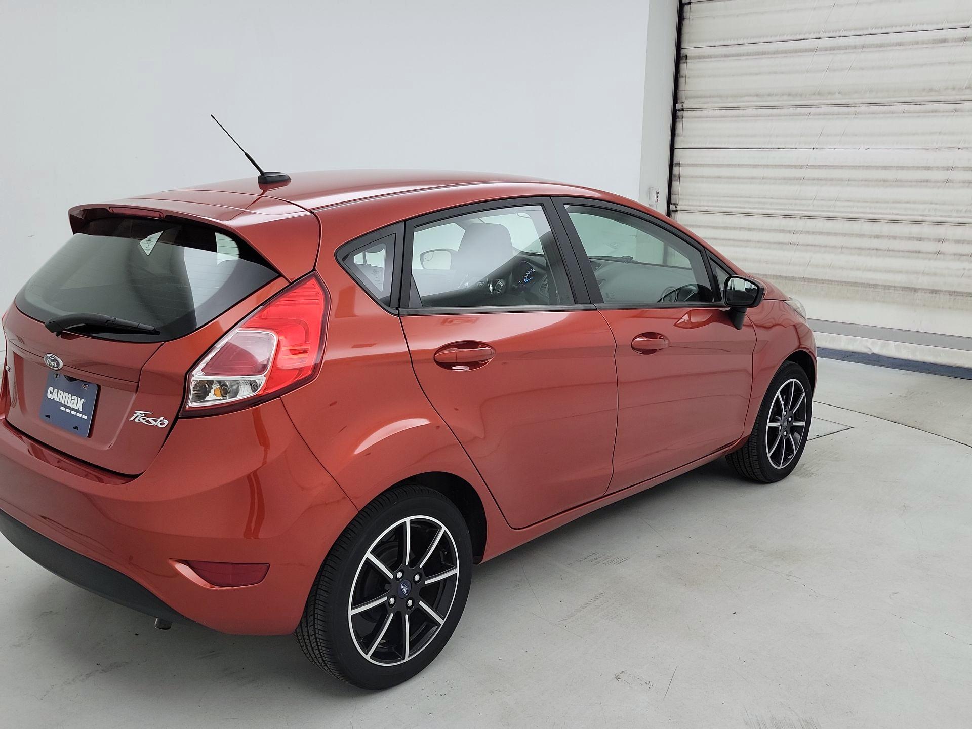 Thumbnail: 2019 Ford Fiesta - 5