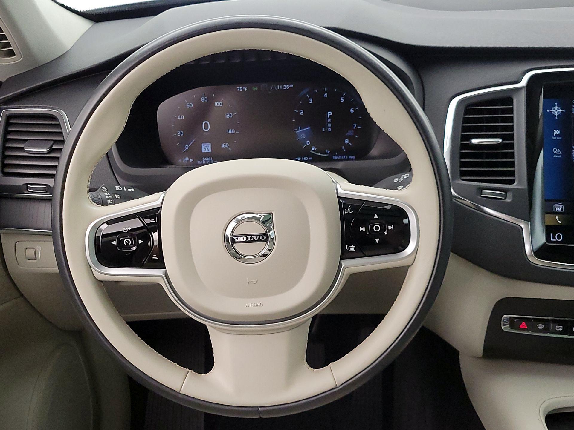 Thumbnail: 2020 Volvo XC90 - 10