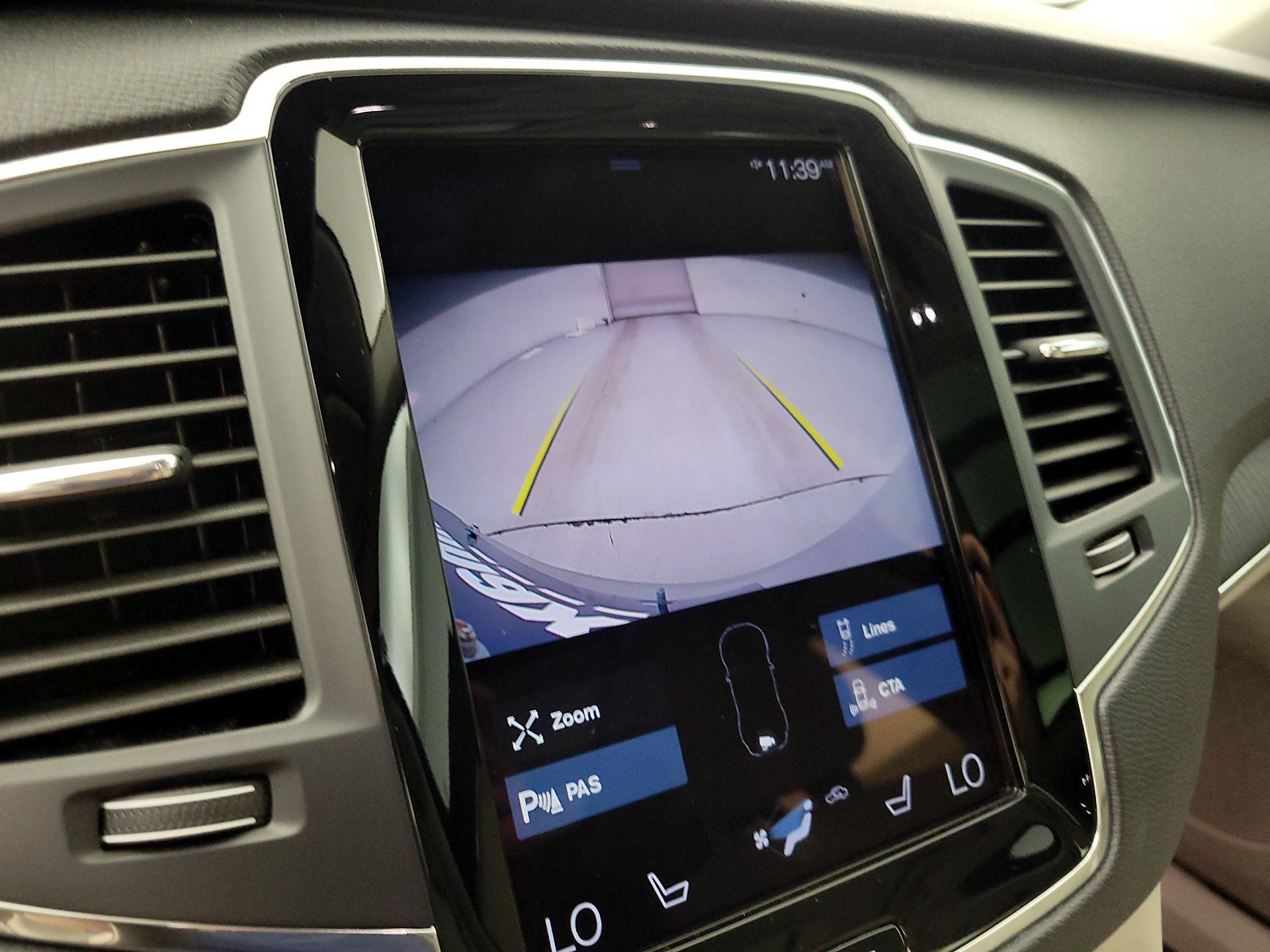 Thumbnail: 2020 Volvo XC90 - 15