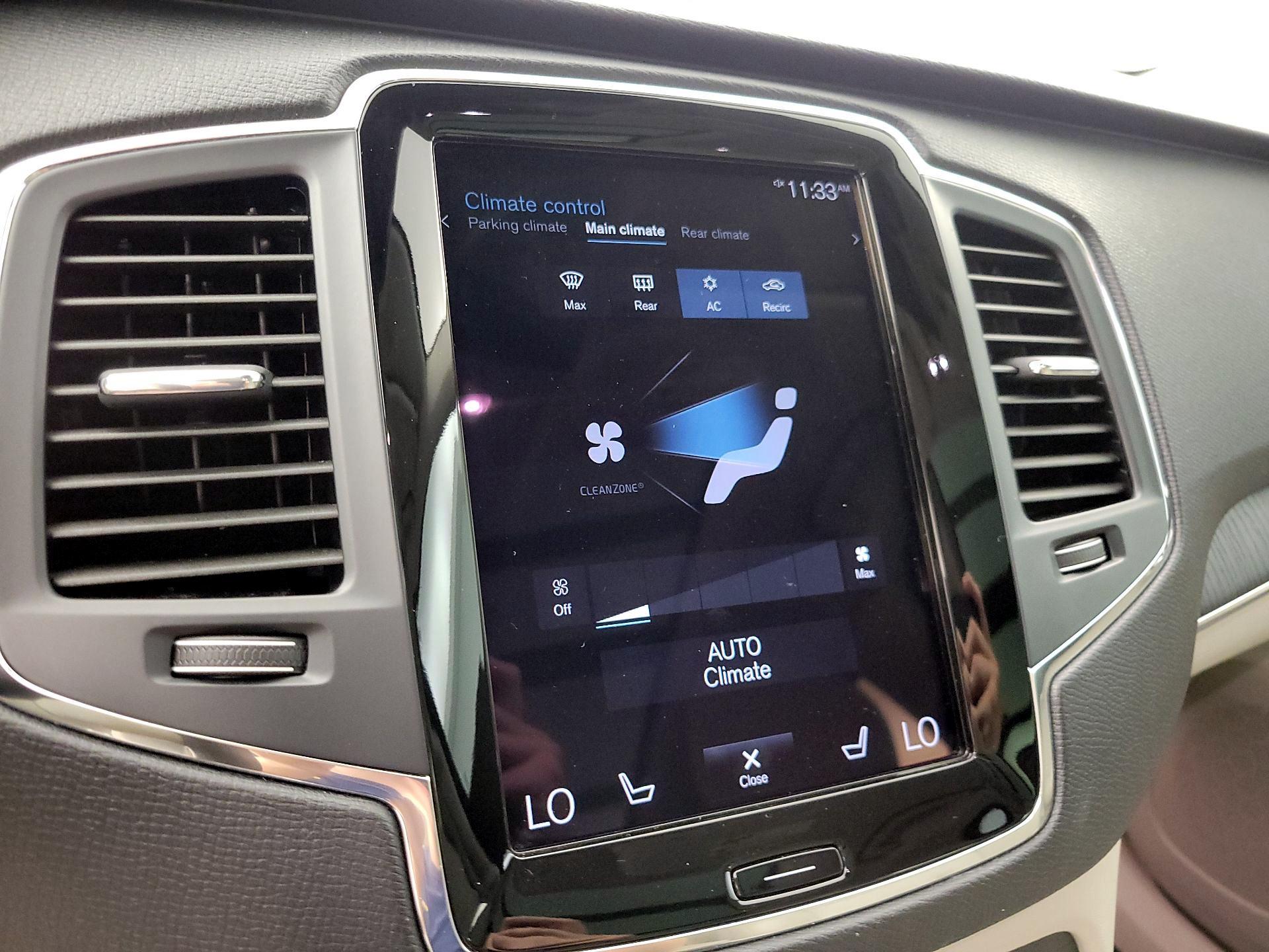 Thumbnail: 2020 Volvo XC90 - 17