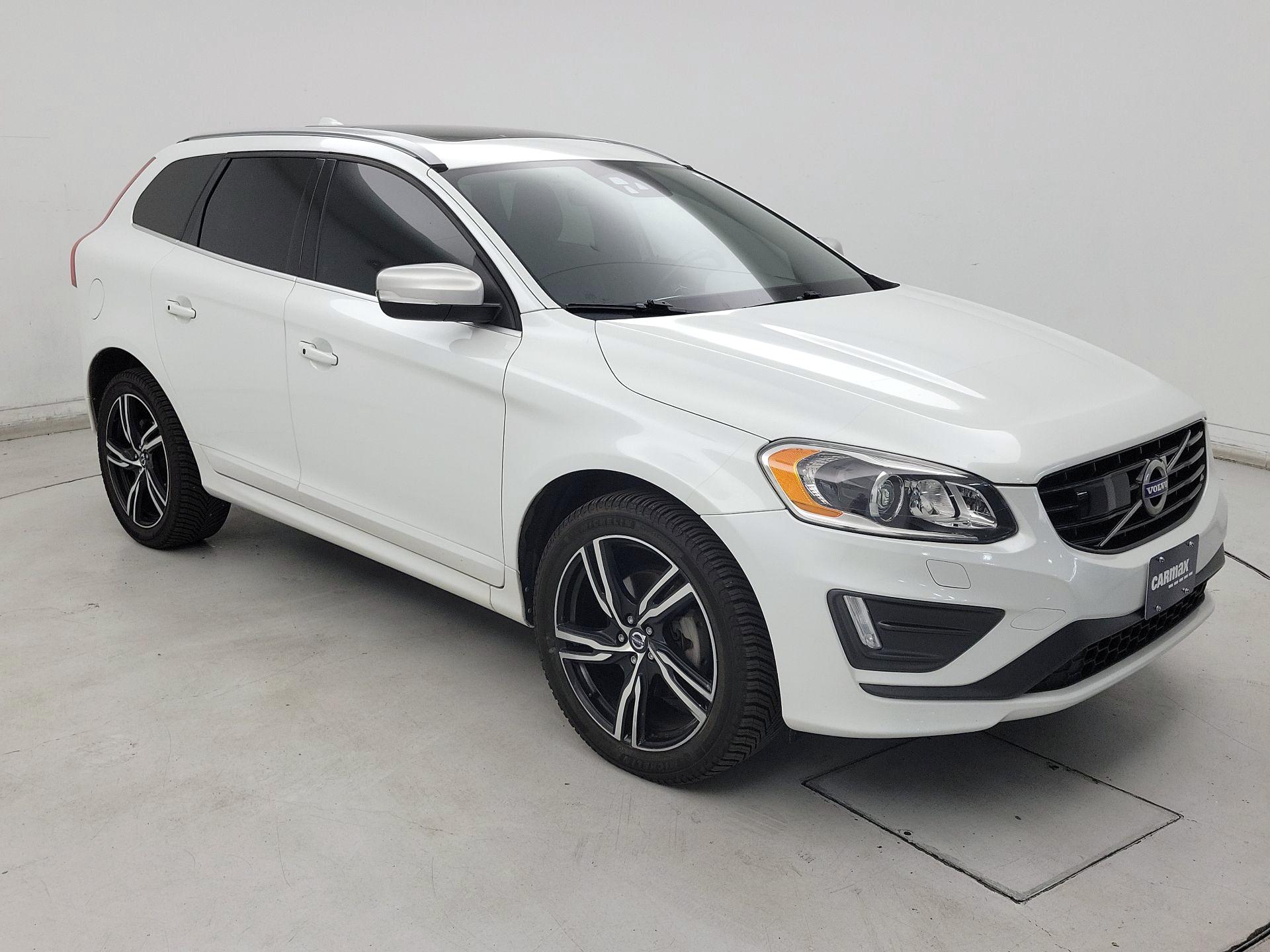 Thumbnail: 2017 Volvo XC60 - 1
