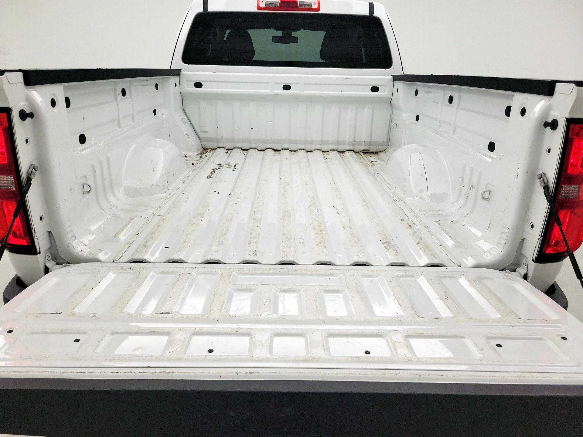 Thumbnail: 2016 Chevrolet Colorado - 20