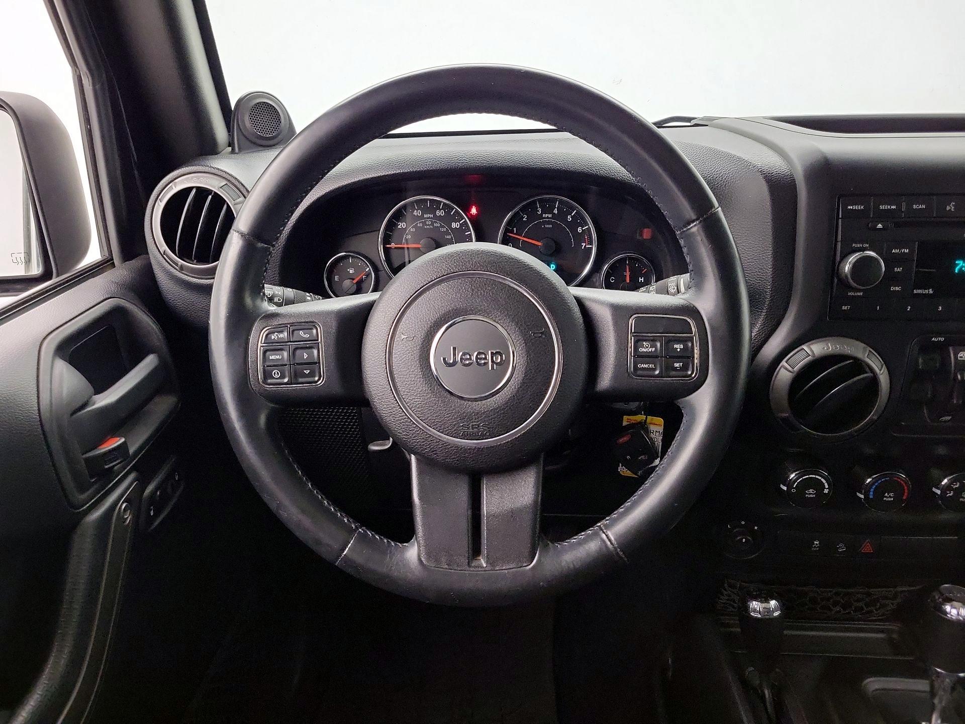 Thumbnail: 2013 Jeep Wrangler - 10