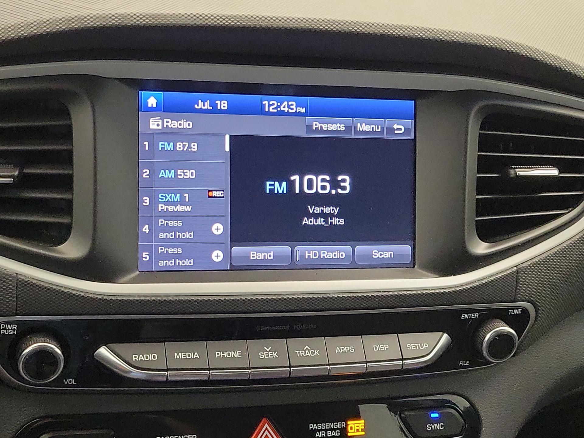 Thumbnail: 2018 Hyundai Ioniq - 15