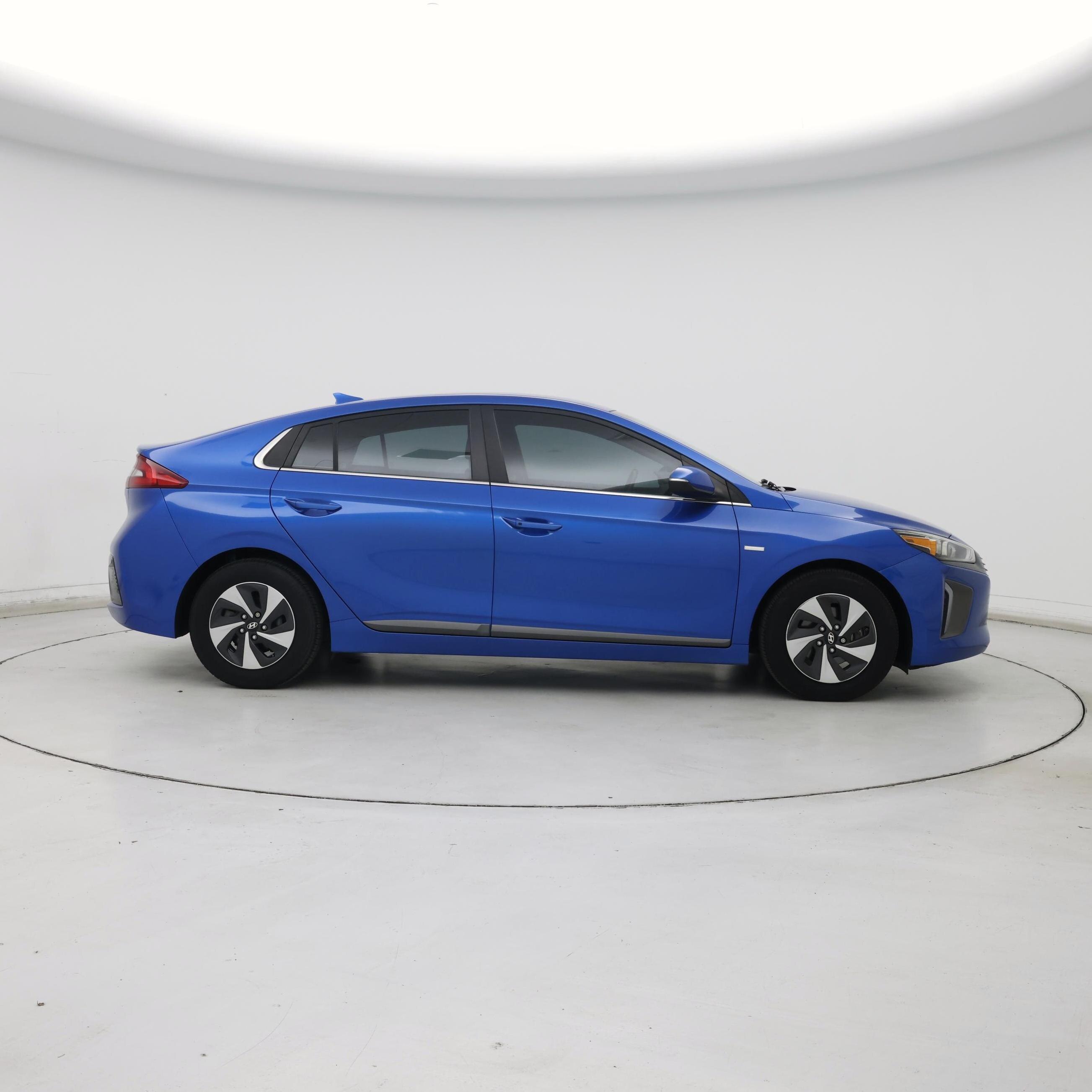 Thumbnail: 2018 Hyundai Ioniq - 7