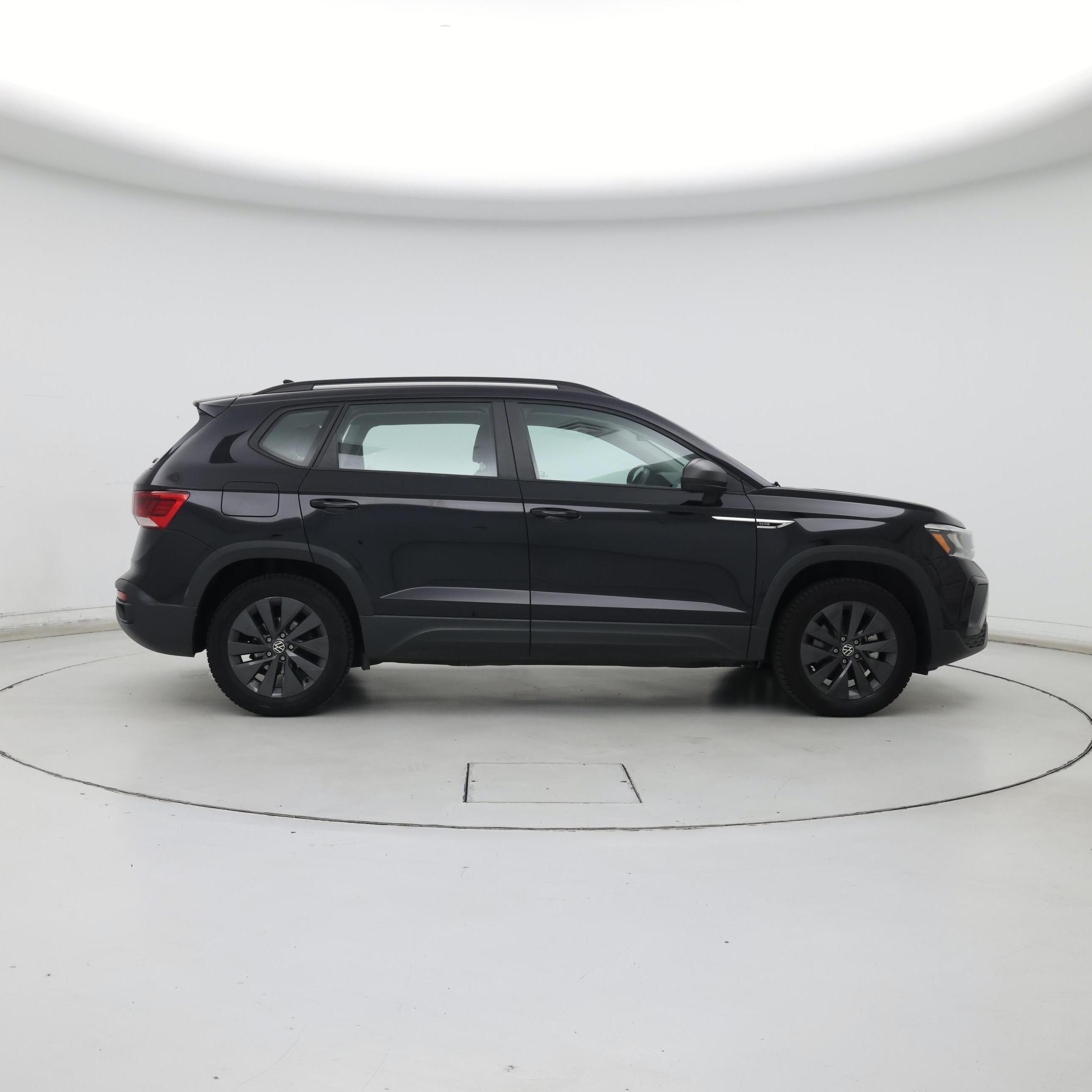 Thumbnail: 2022 Volkswagen Taos - 7