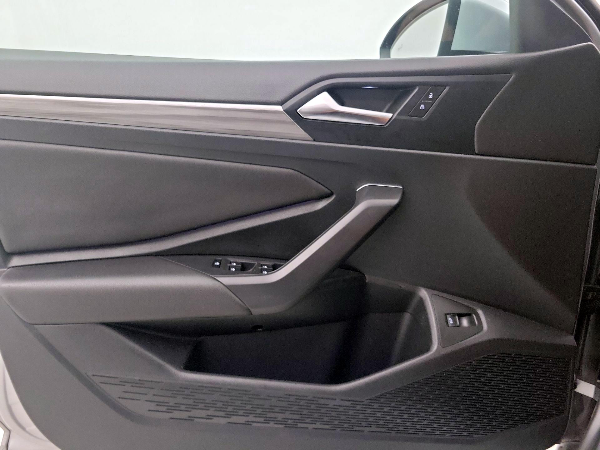 Thumbnail: 2020 Volkswagen Jetta - 10