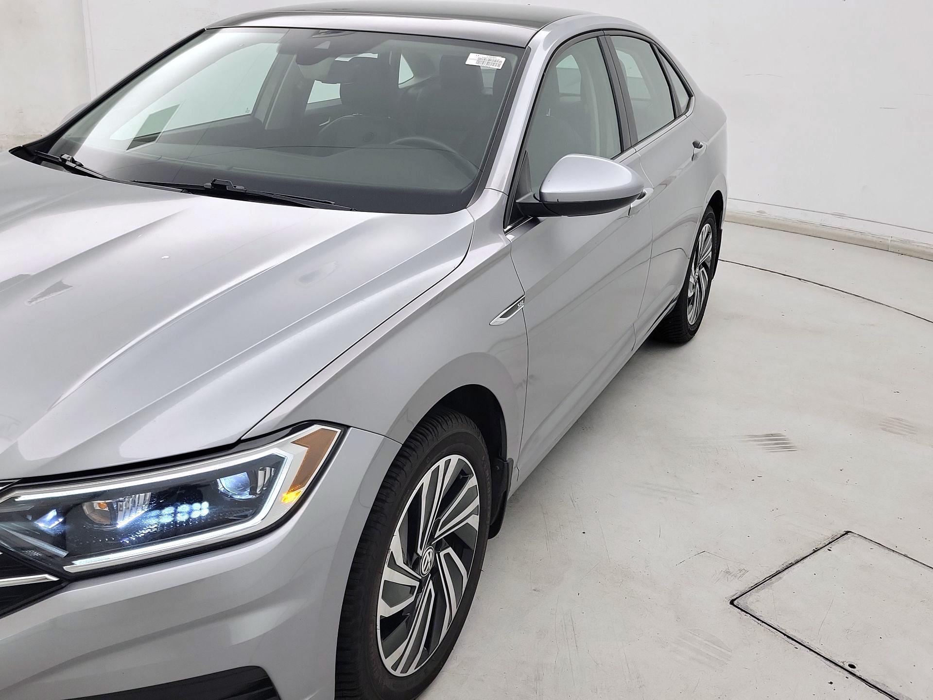 Thumbnail: 2020 Volkswagen Jetta - 3