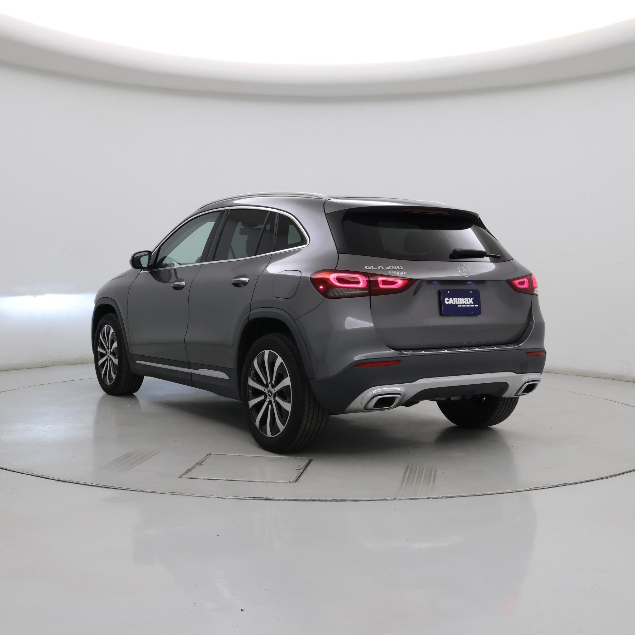 Thumbnail: 2021 Mercedes-Benz GLA - 2