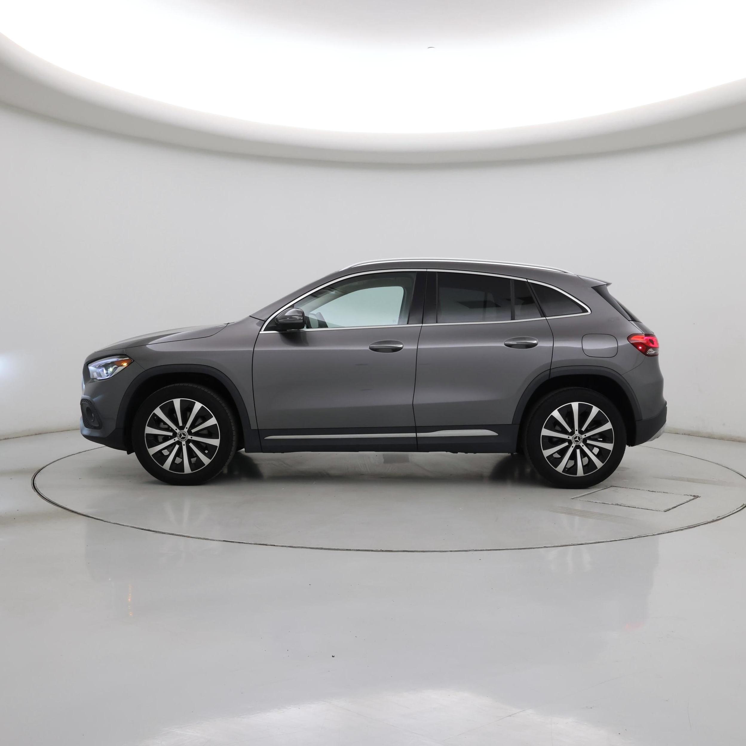 Thumbnail: 2021 Mercedes-Benz GLA - 3