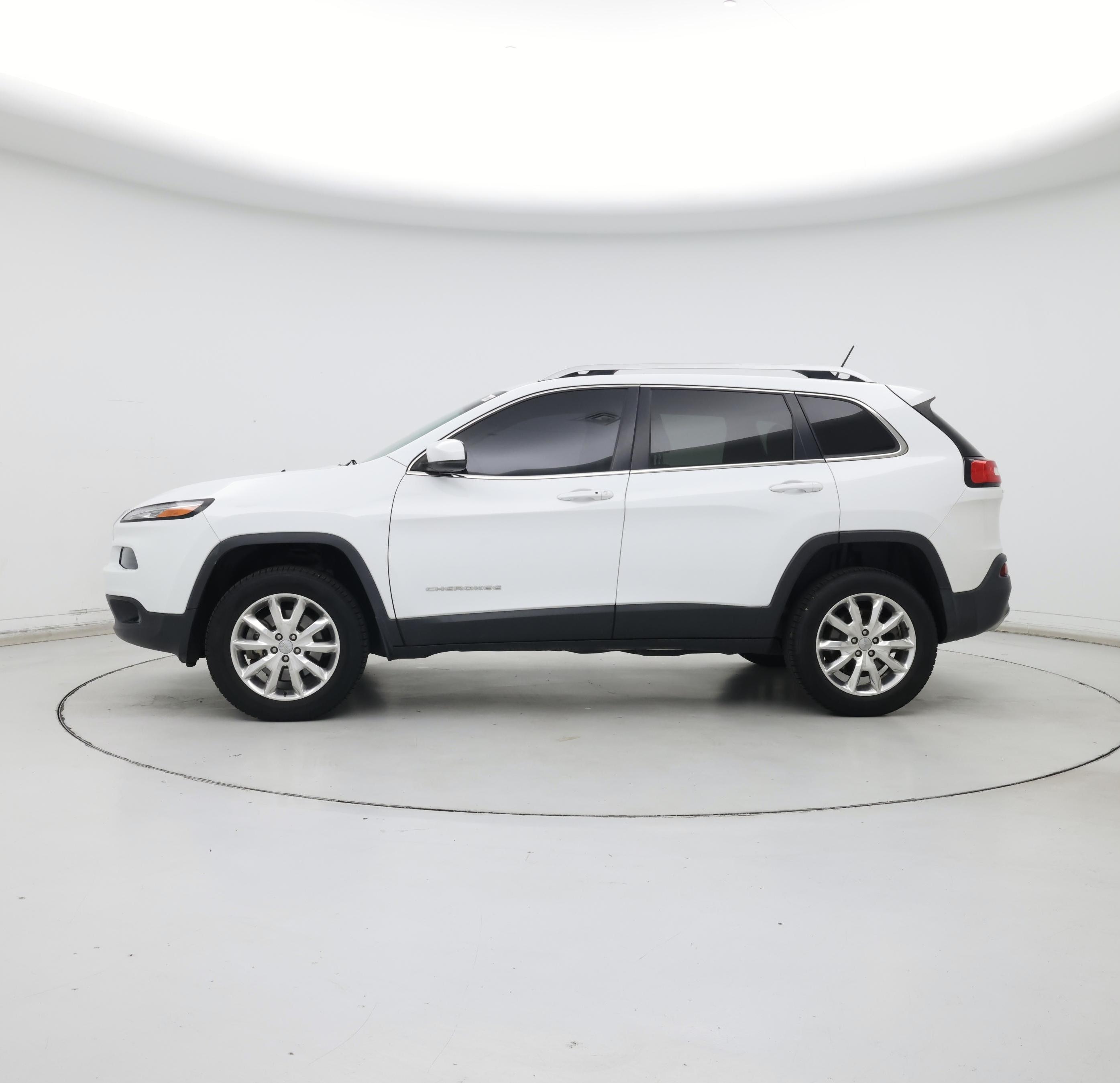 Thumbnail: 2015 Jeep Cherokee - 3