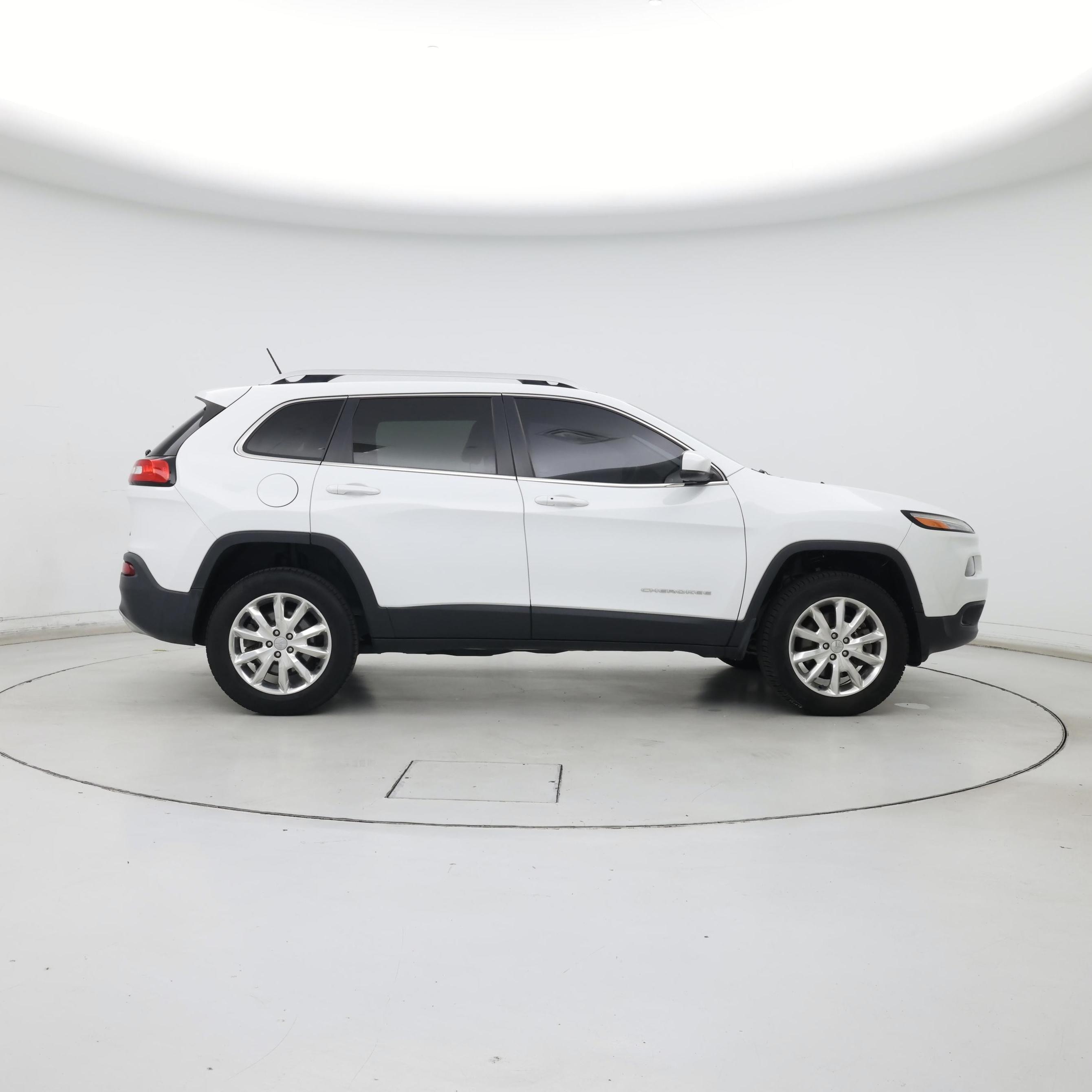 Thumbnail: 2015 Jeep Cherokee - 7