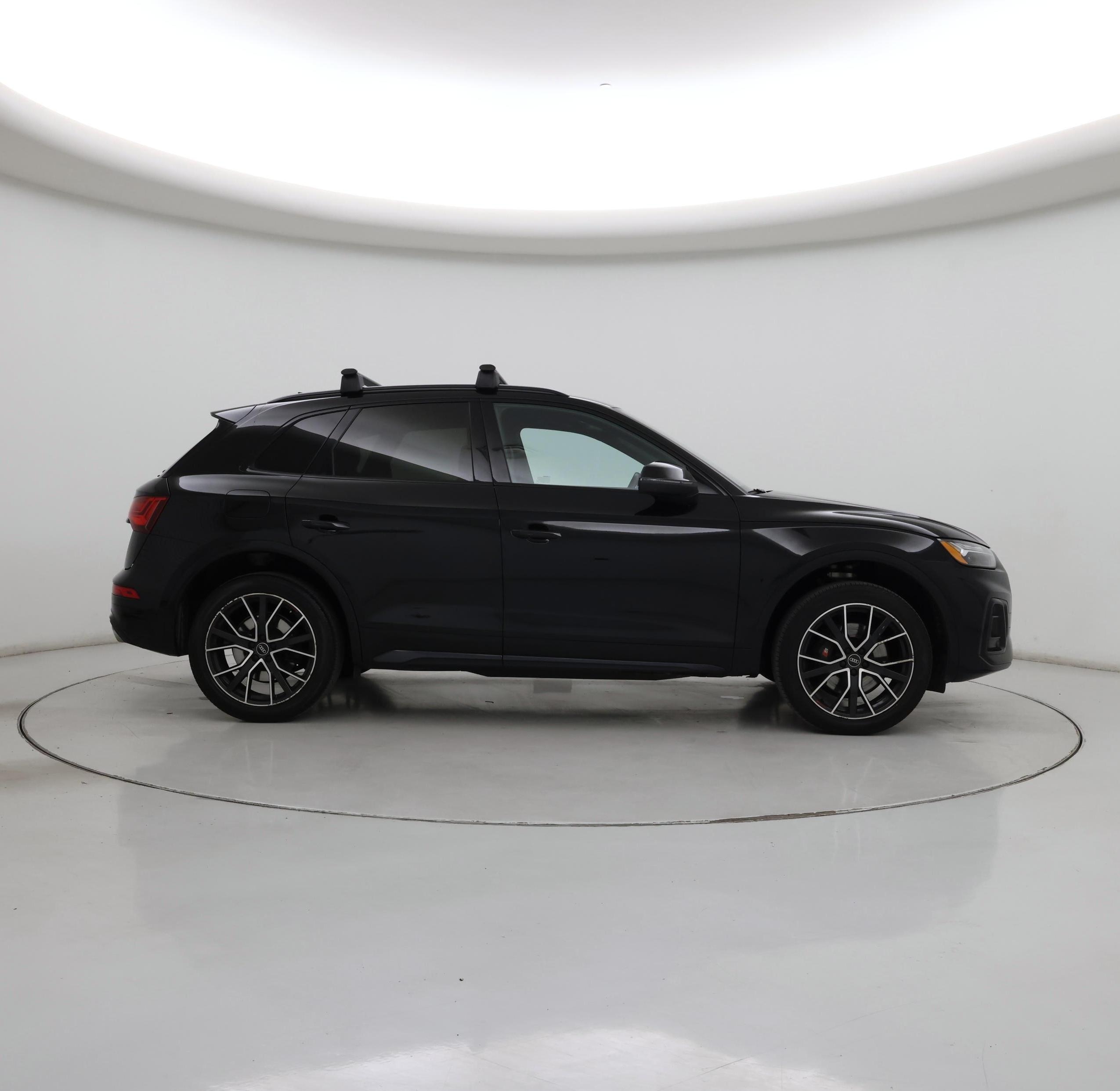 Thumbnail: 2021 Audi SQ5 - 7