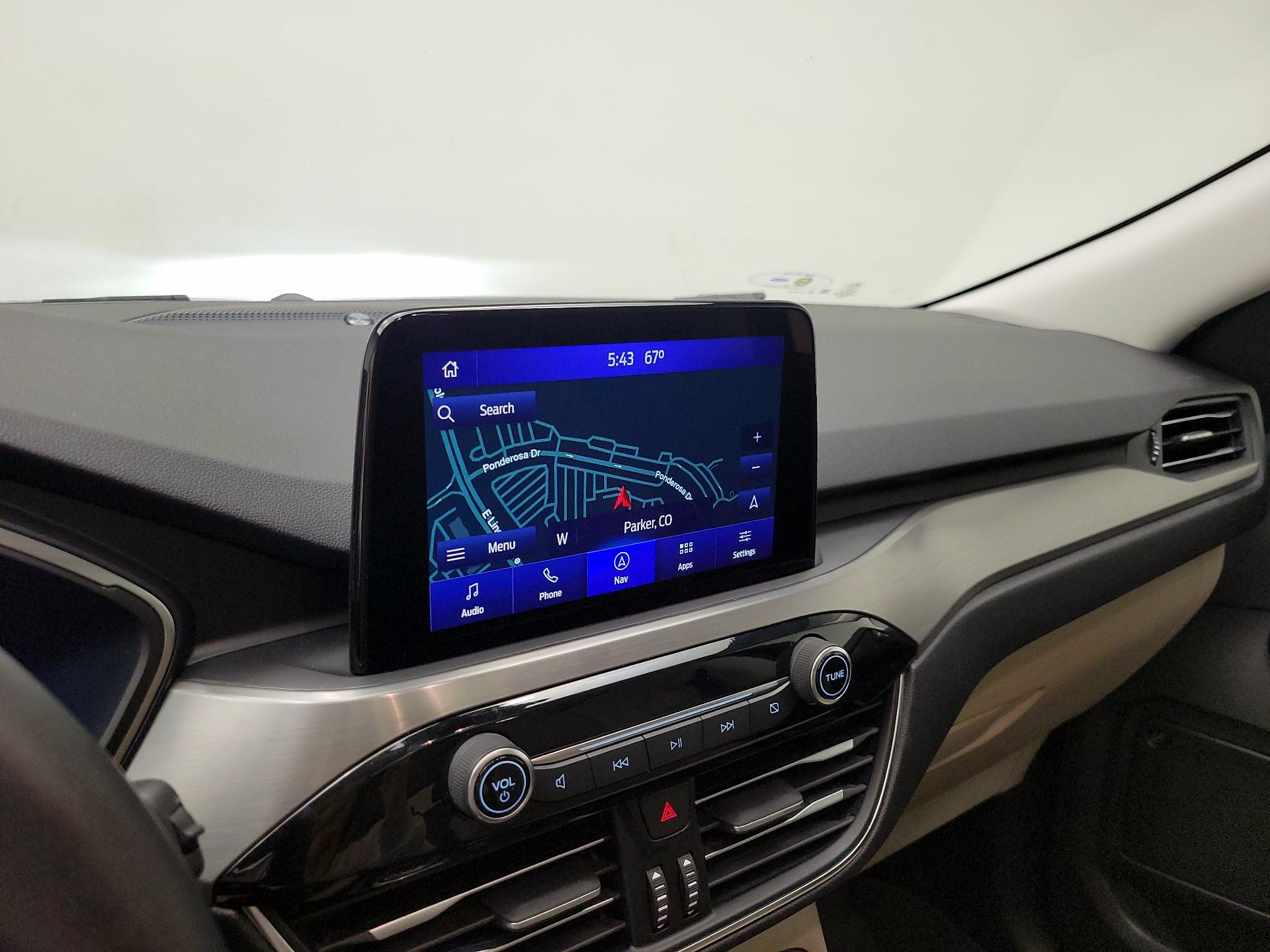 Thumbnail: 2021 Ford Escape - 14