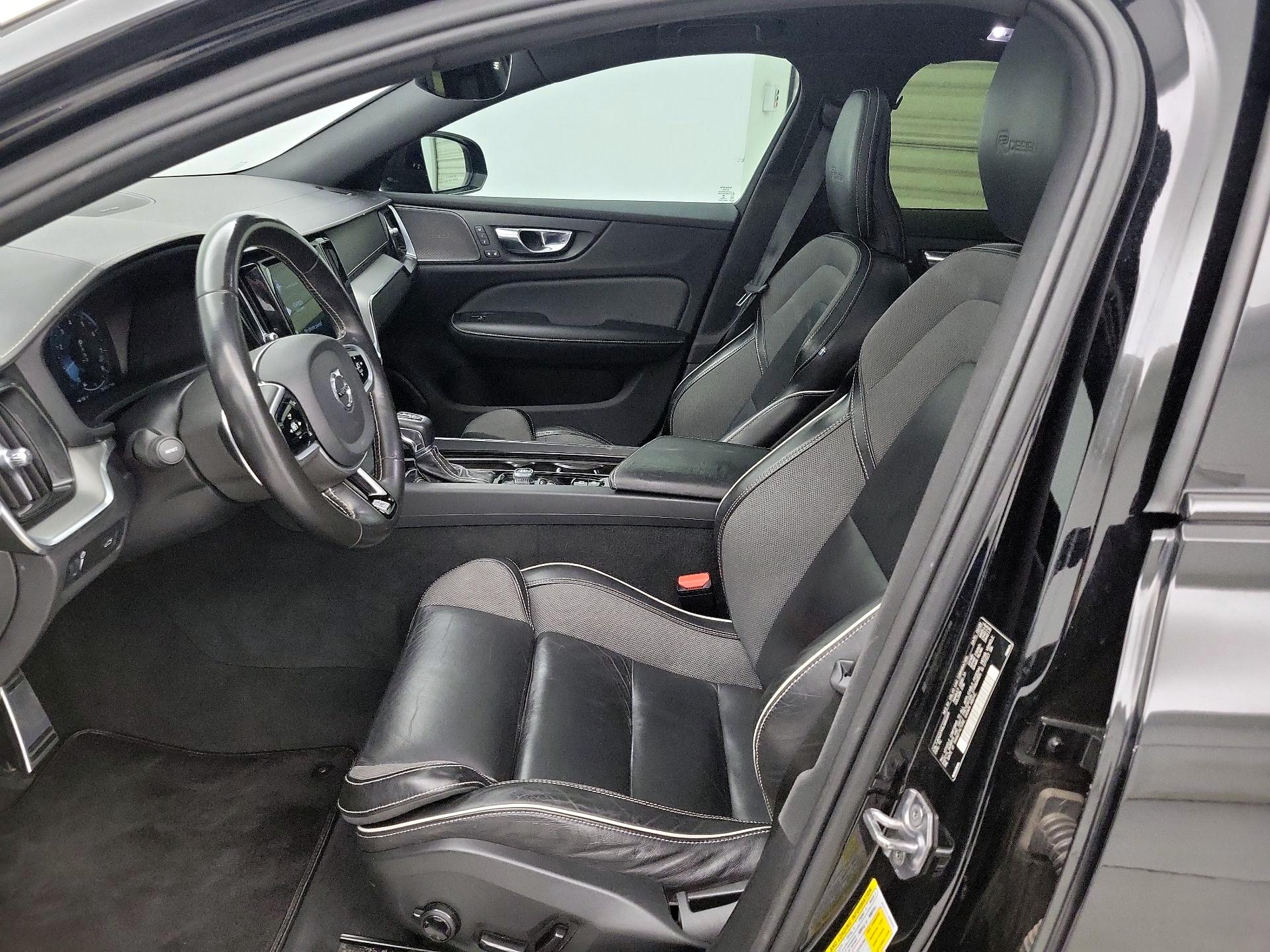 Thumbnail: 2020 Volvo S60 - 11