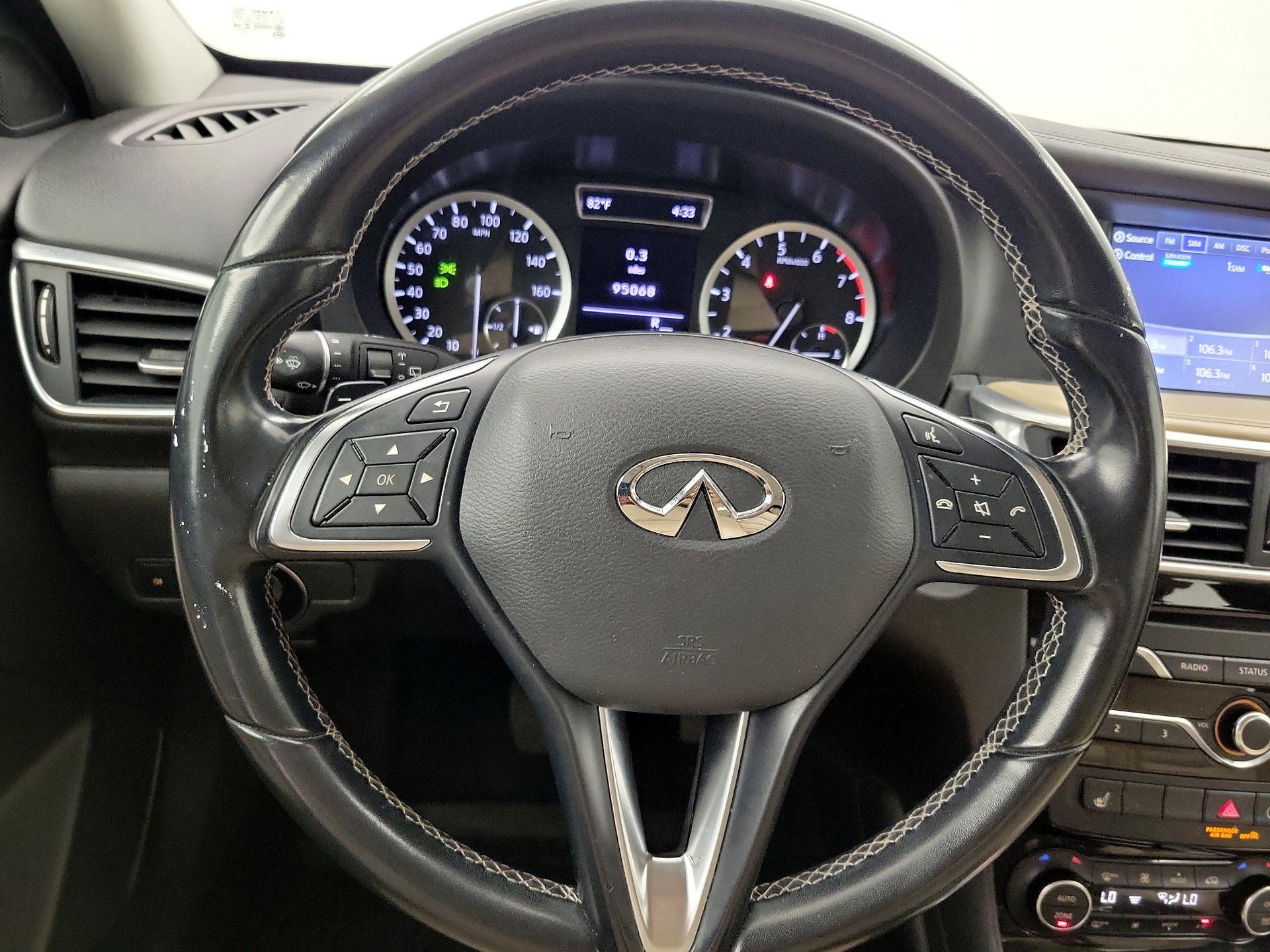 Thumbnail: 2018 INFINITI QX30 - 10