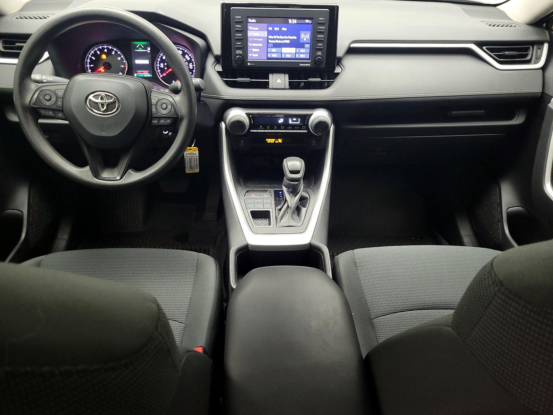 Thumbnail: 2022 Toyota RAV4 - 9
