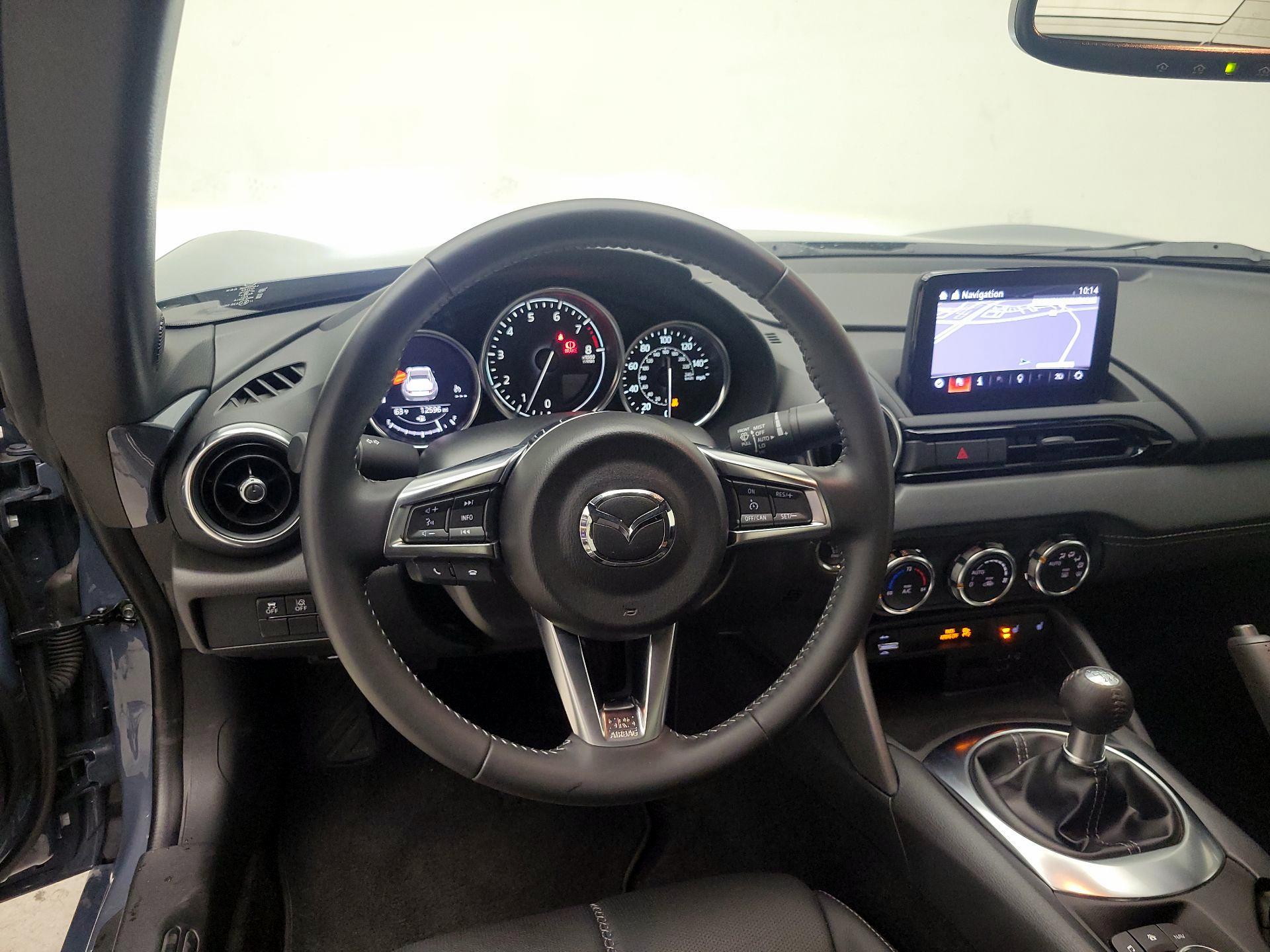 Thumbnail: 2021 Mazda MX-5 Miata - 10