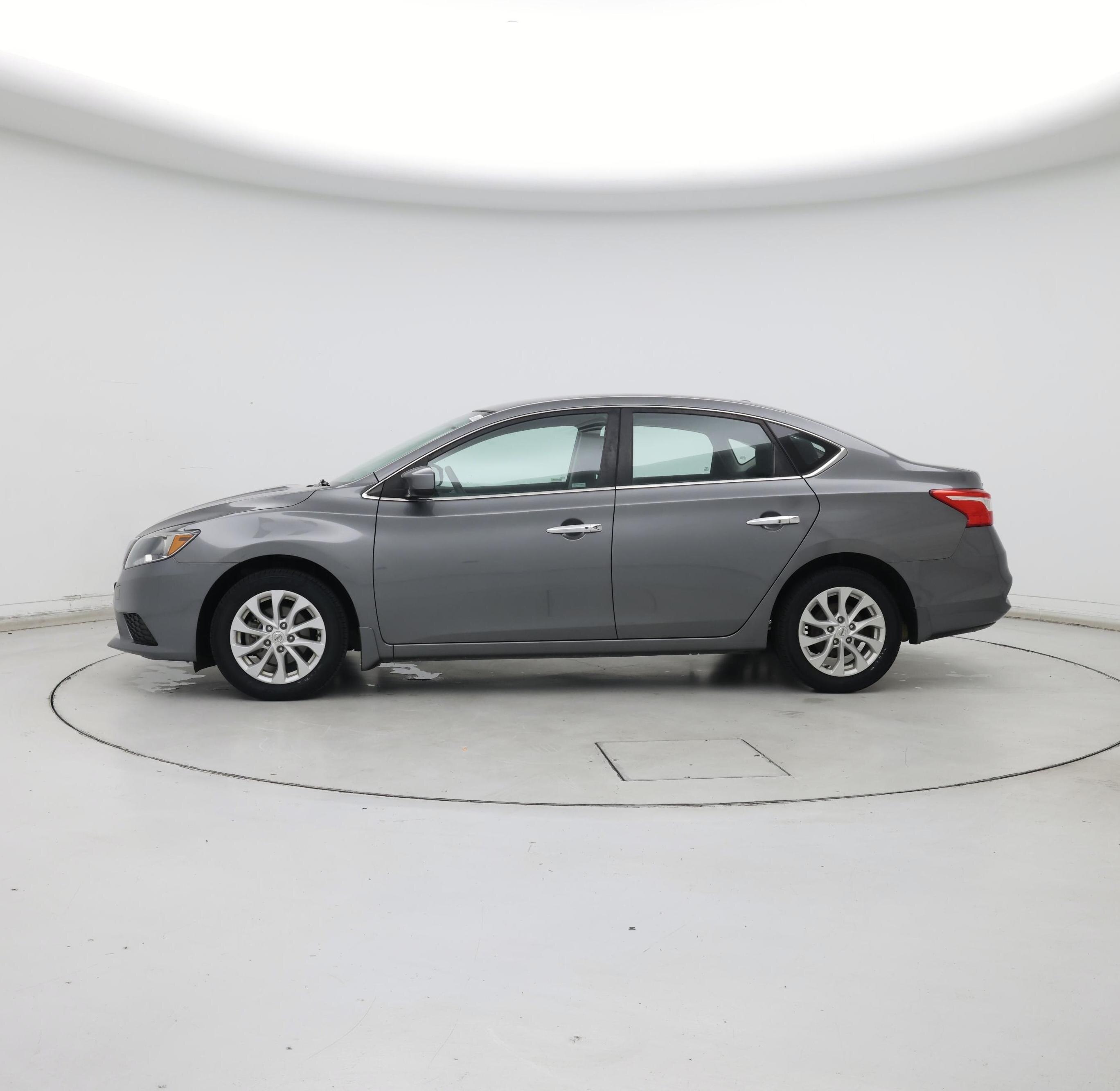 Thumbnail: 2019 Nissan Sentra - 3
